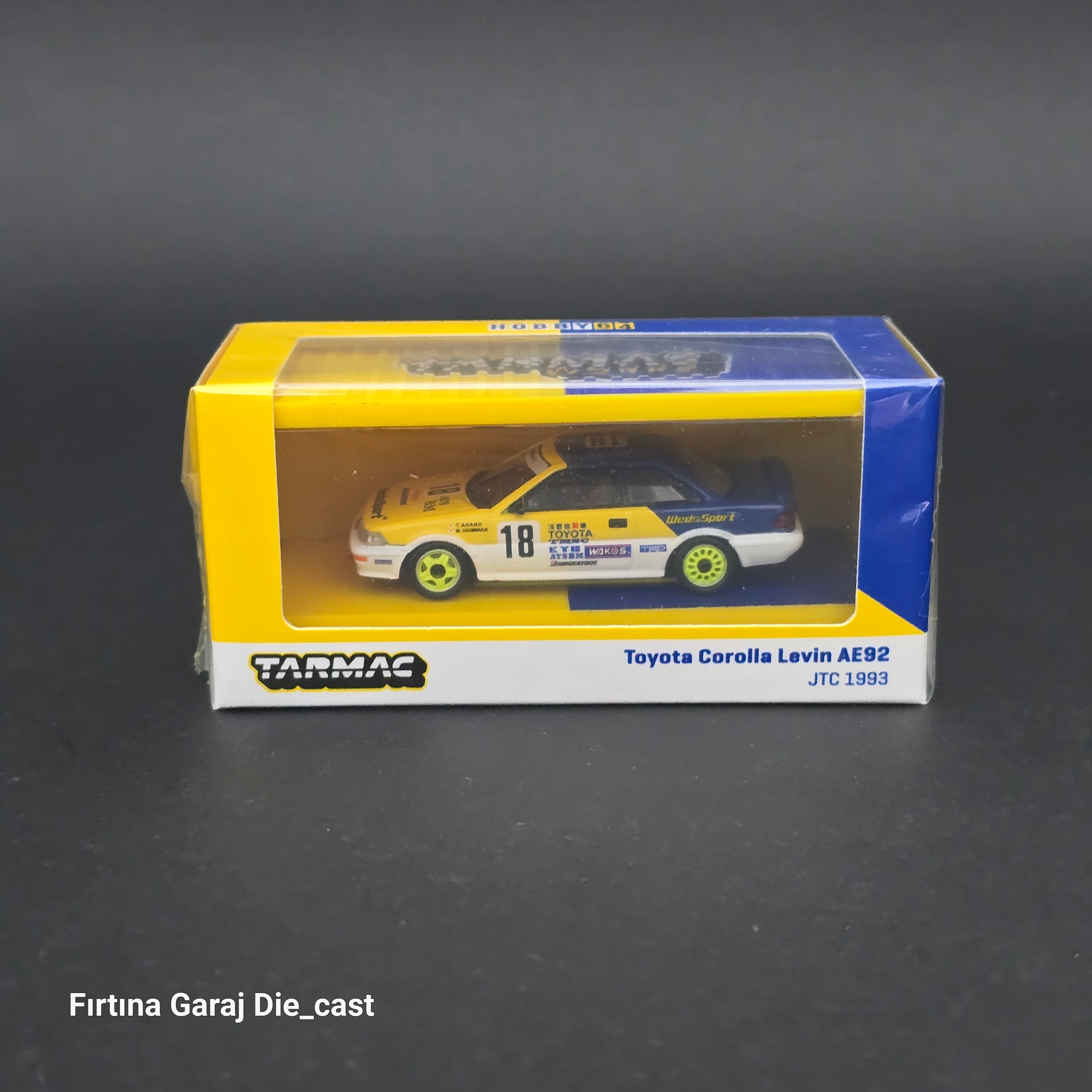 1:64 Tarmac Toyota Corolla Levin AE92 1983