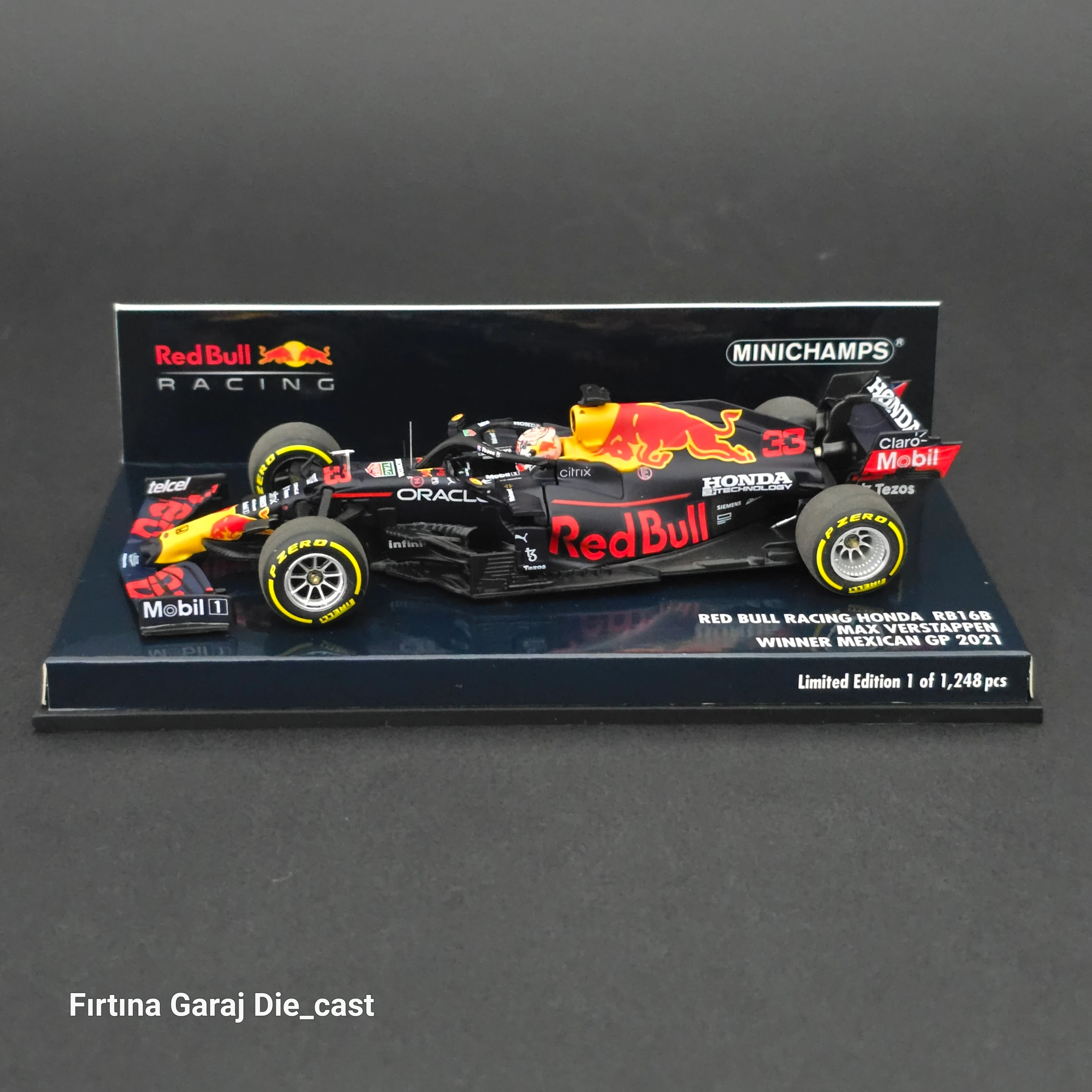 1:43 Minichamps Redbull Honda RB16B 2021 Dünya Şampiyonu Max Verstappen 