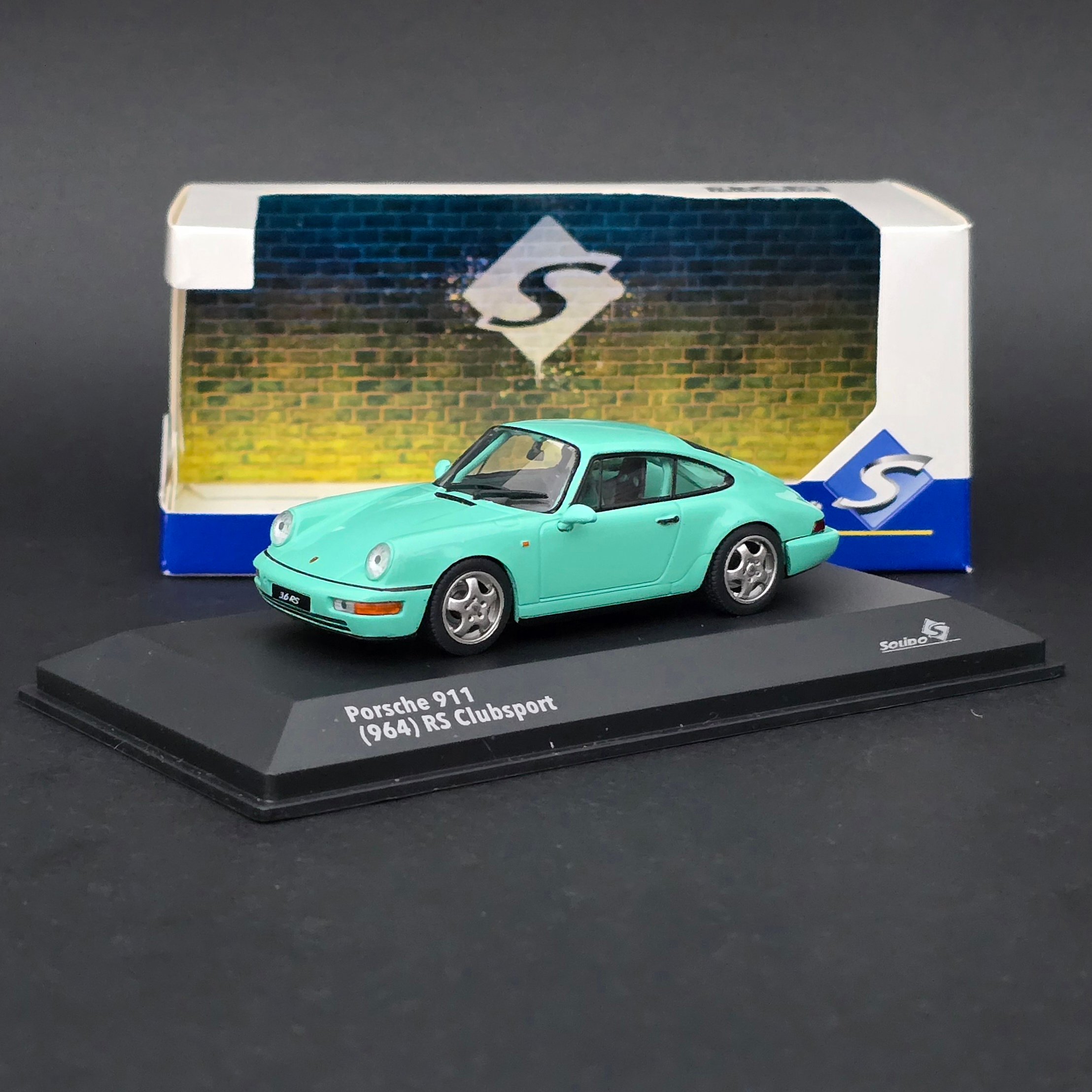 1:43 Solido Porsche 911 RS (964)ClupSport