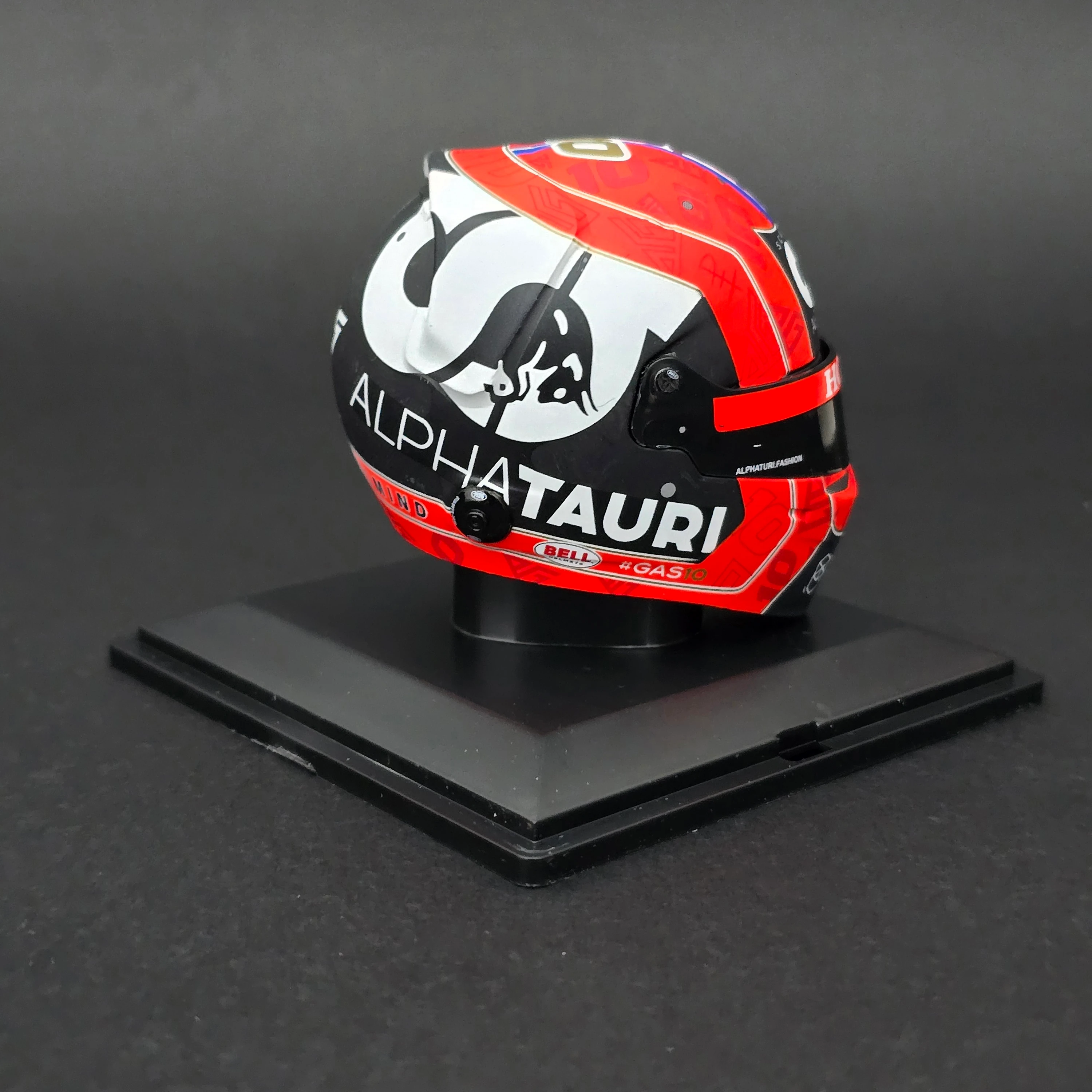 1:5 Spark Pierre Gasly Kask Figürü 2021
