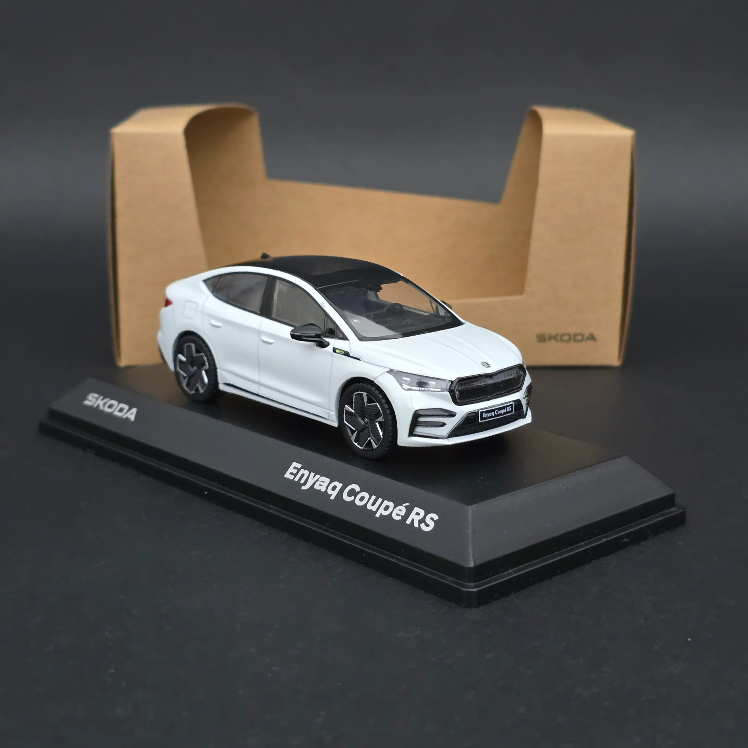 1:43 Skoda Enyaq Coupe RS