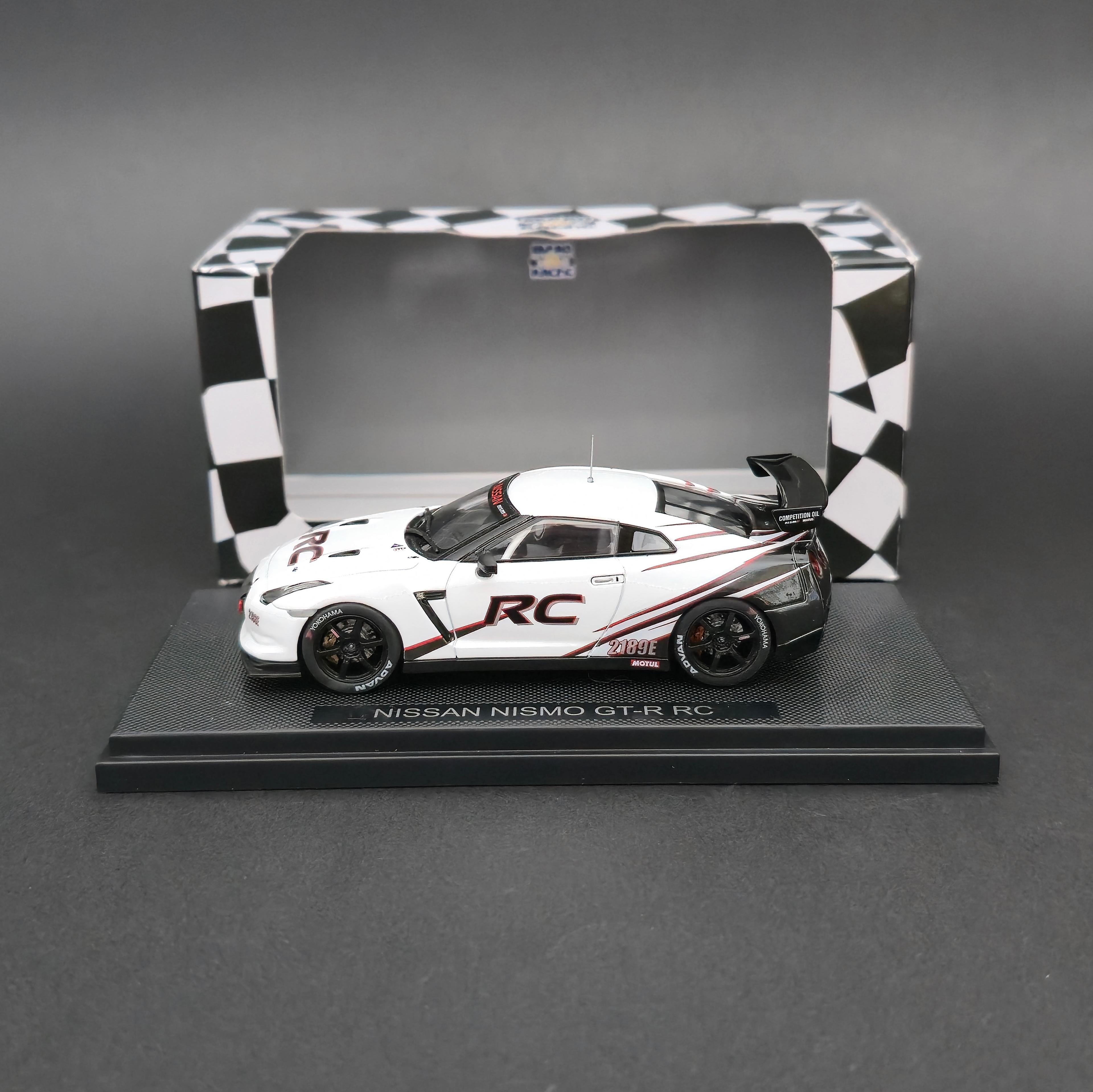 1:43 Ebbro Nissan GT-R R35 RC