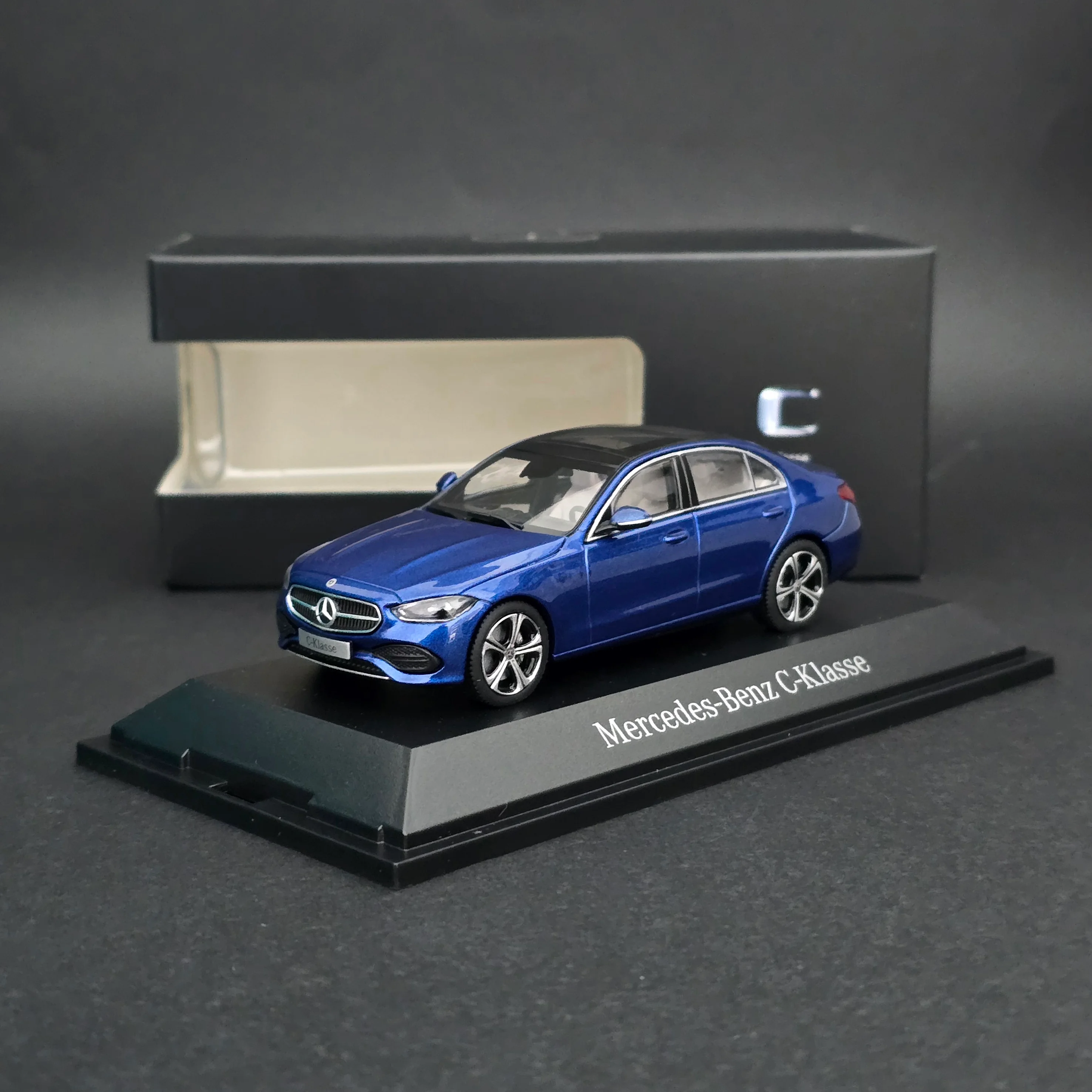 1/43 Mercedes C Class