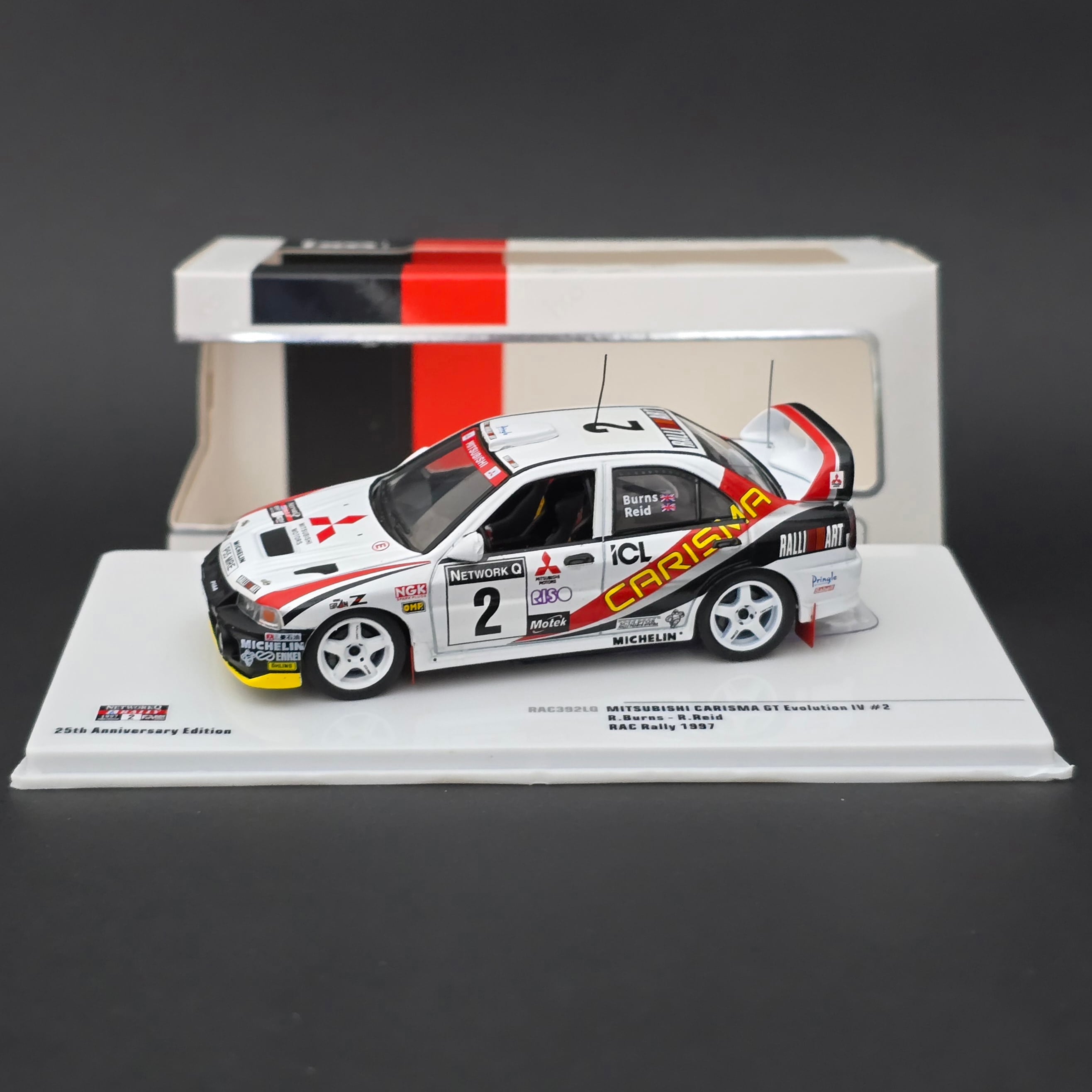 1:43 Mitsubishi Carisma GT Evo IV 1997