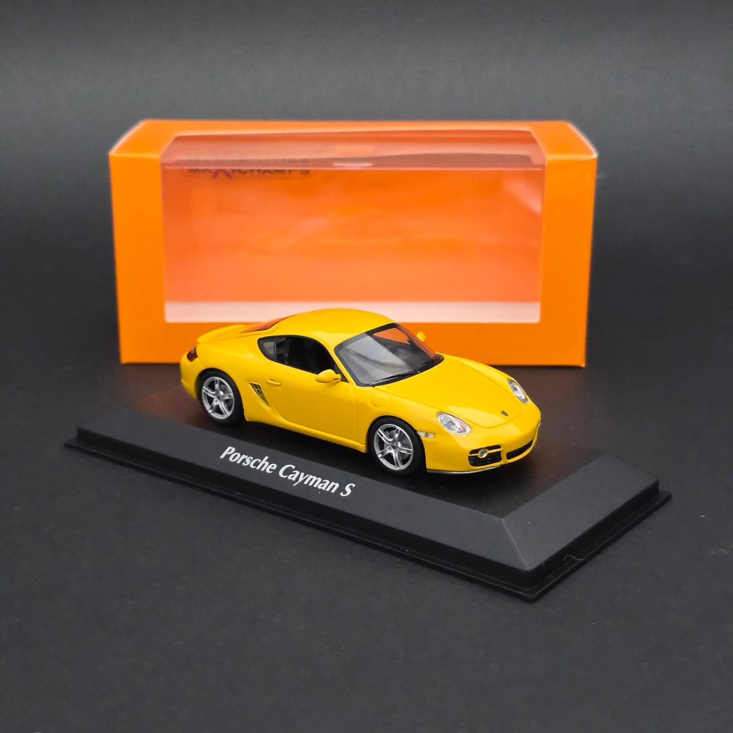 1:43 Maxichamp Porsche Cayman S
