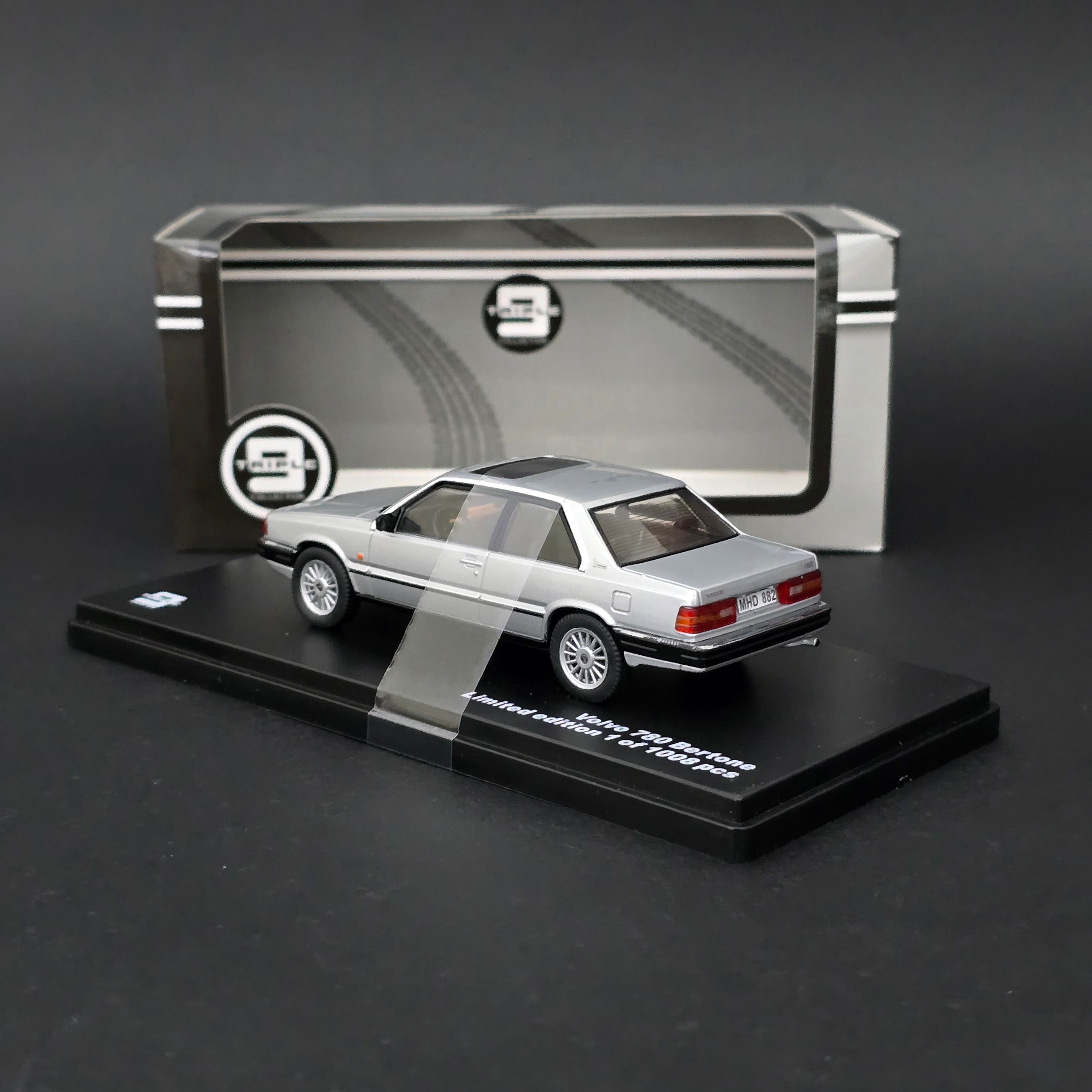 1:43 Volvo 780 Bertone Limitli Üretim 