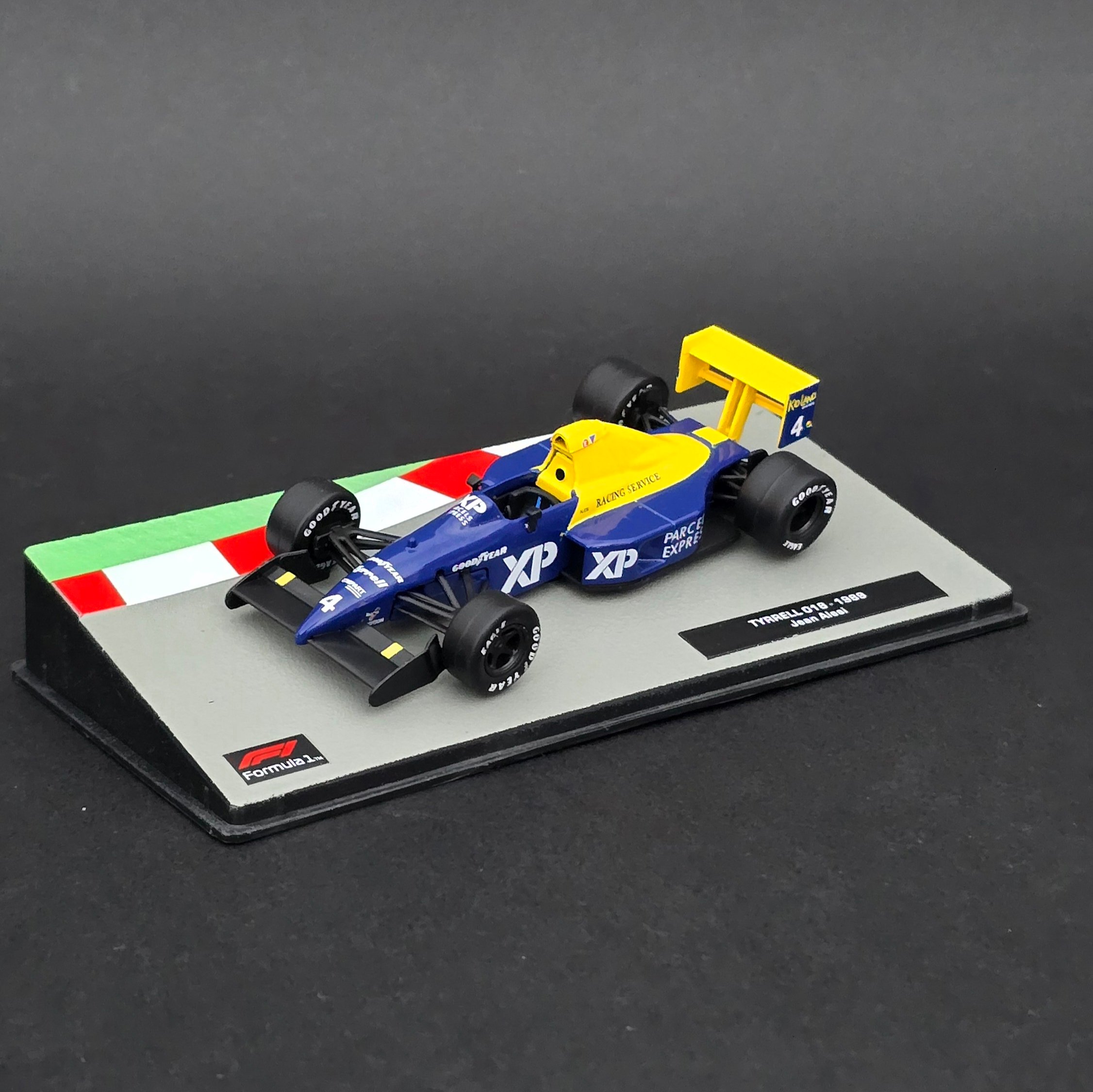 1:43 Tyrrell 018 Jean Alesi 1985