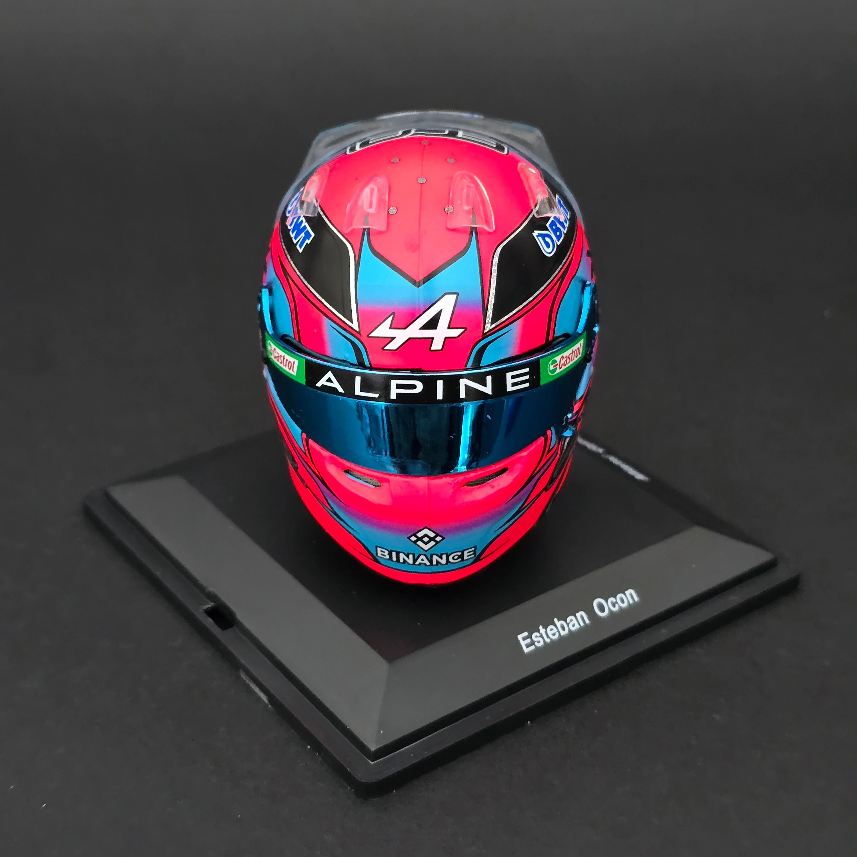 1:5 Spark Esteban Ocon 2023 Kask Figürü 