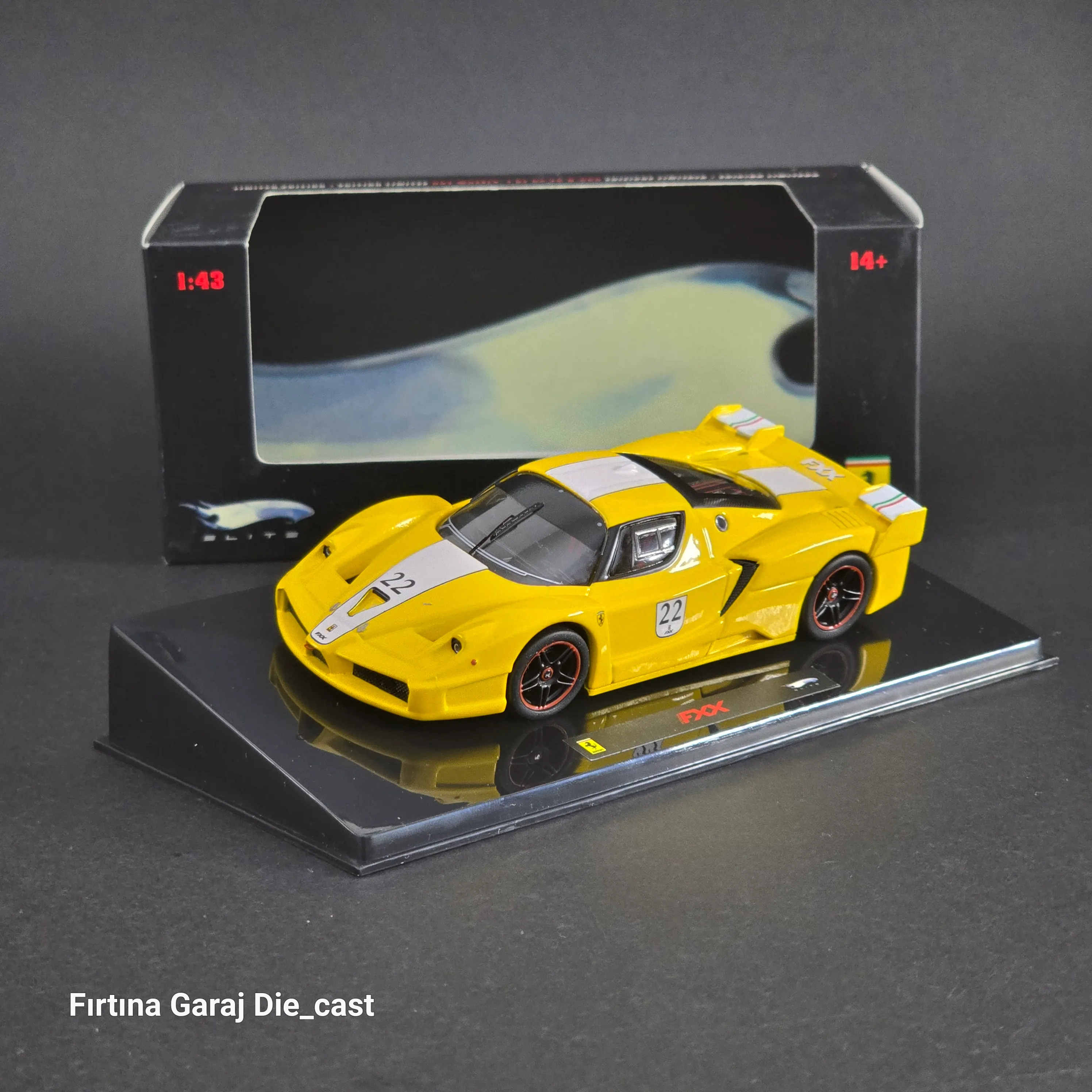1/43 Ferrari FXX 