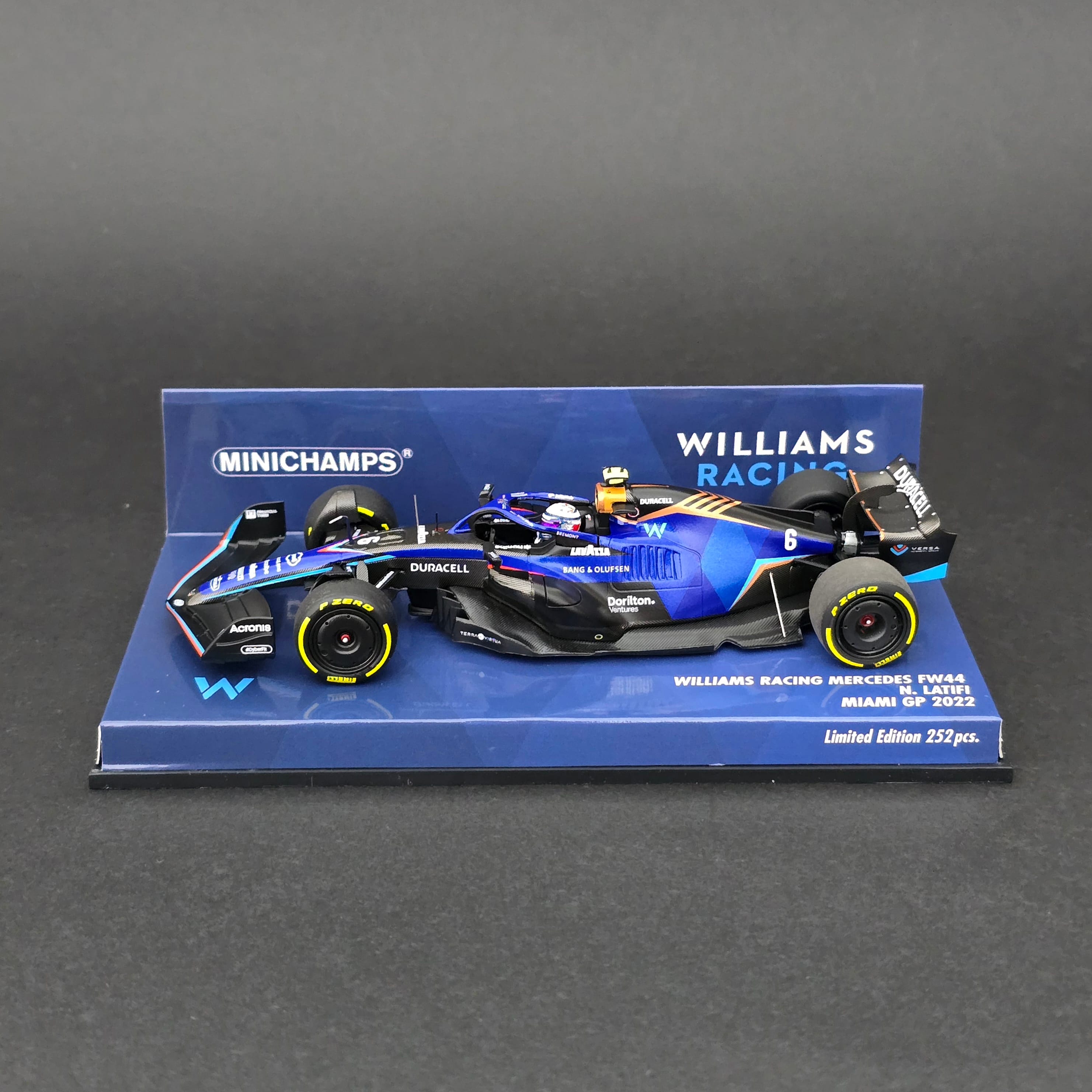 1:43 Williams Mercedes FW44 N.Latifi 2022