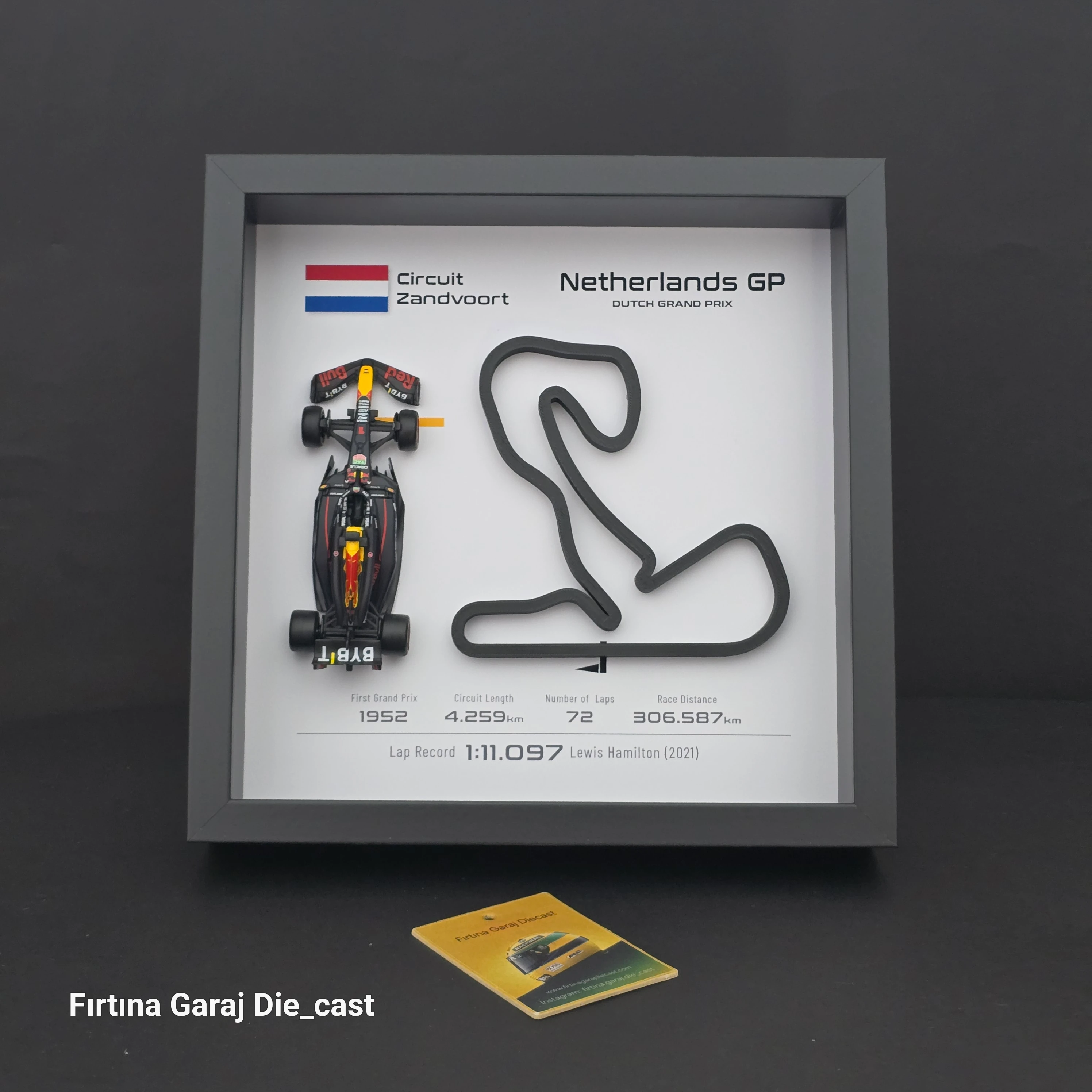 Max Verstappen Formula1 Duvar ve Masa Çervesi 