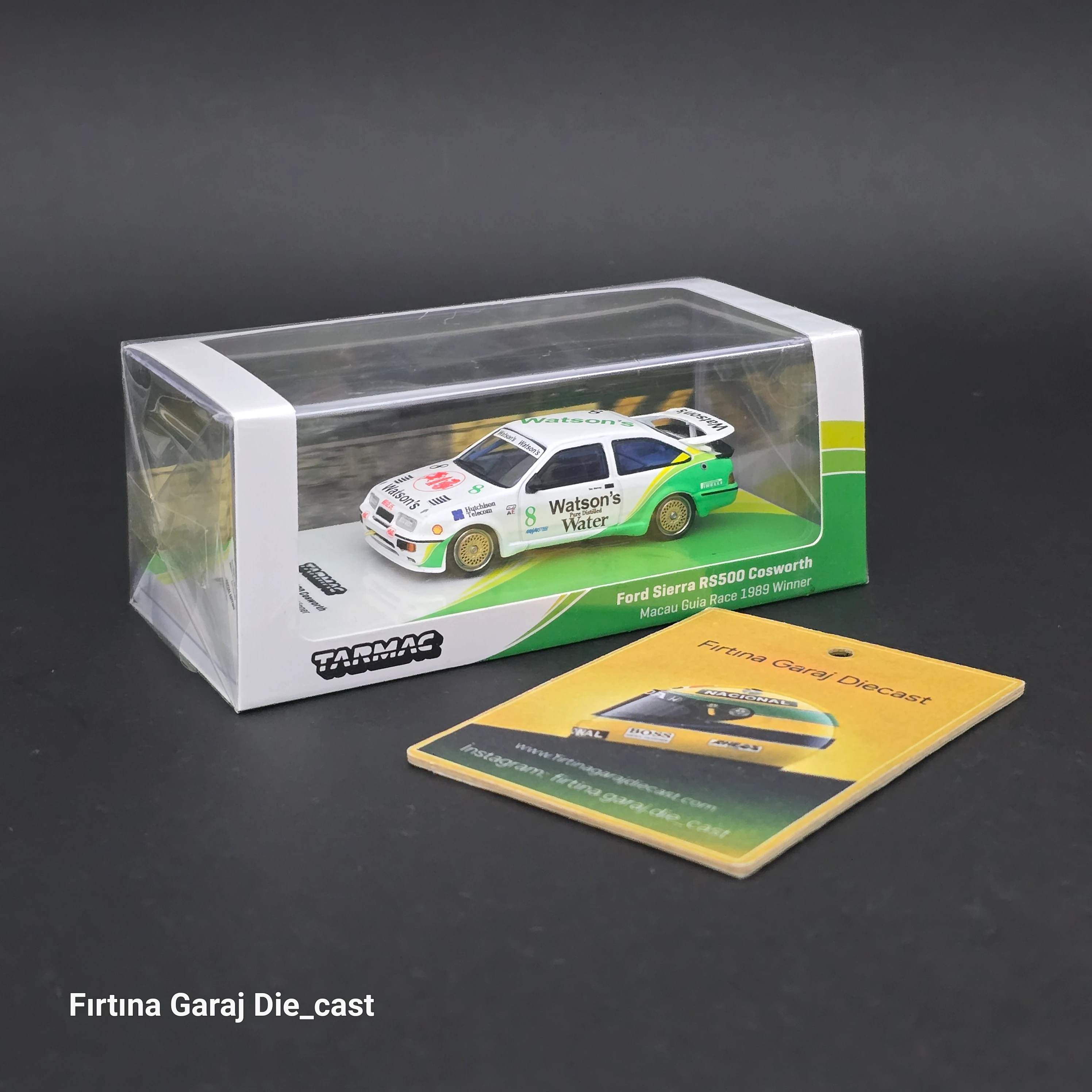 1:64 Tarmac Ford Sierra RS500 Cosworth 1989