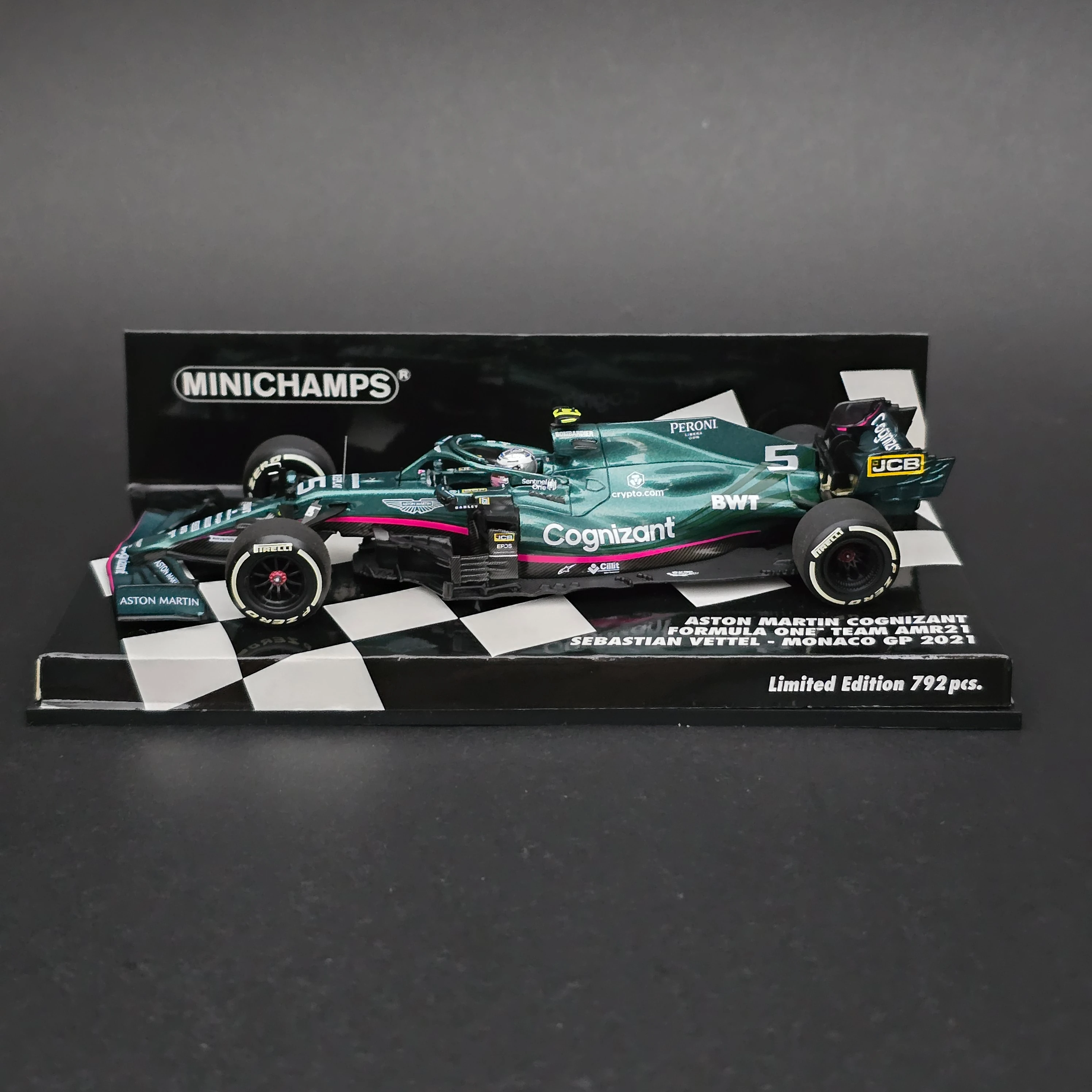 1/43 Minichamps Aston Martin AMR21 Sebastian Vettel 2021