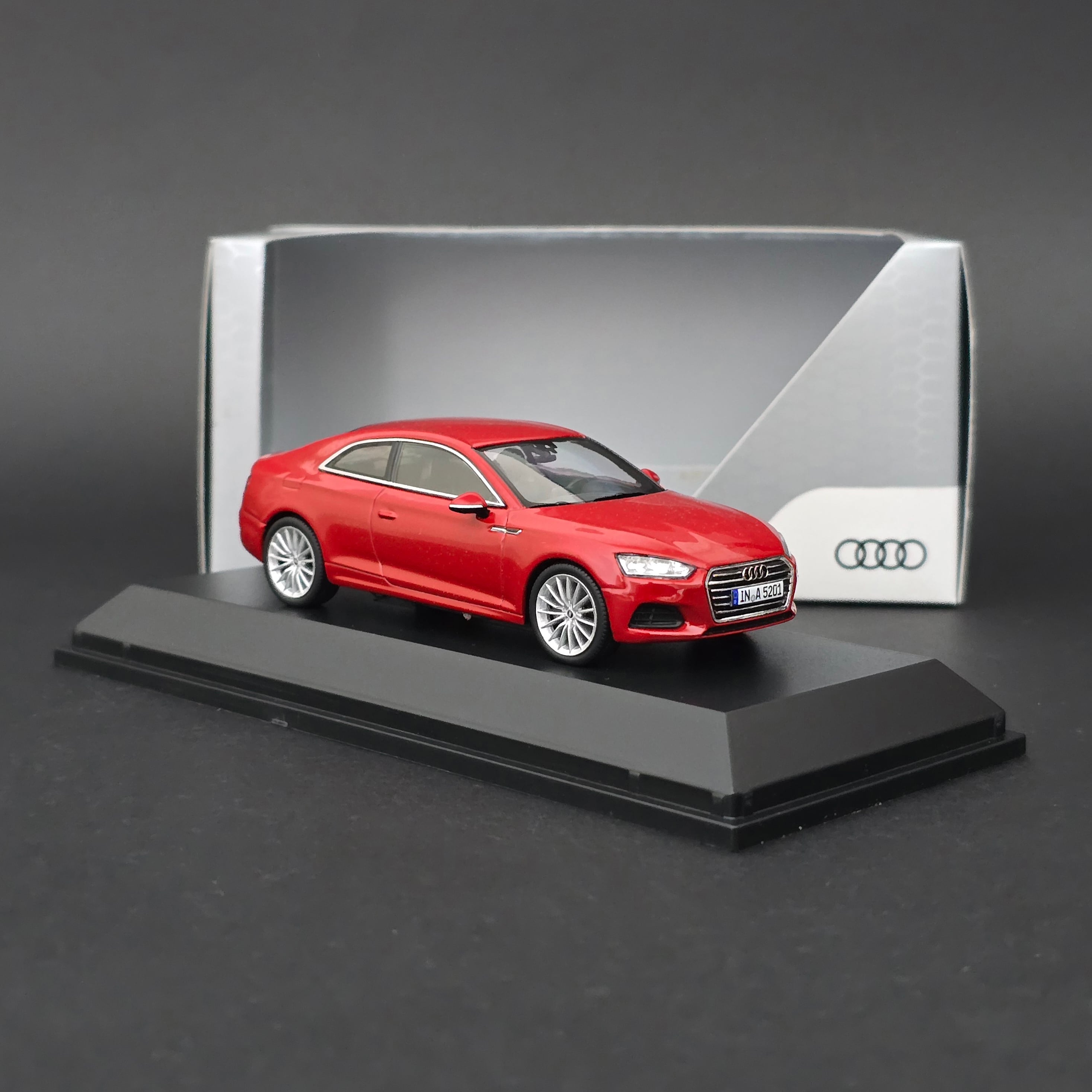 1:43 Spark Audi A5 Coupe