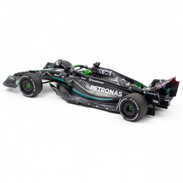 1:18 Minichamps Mercedes AMG W14 George Russell 