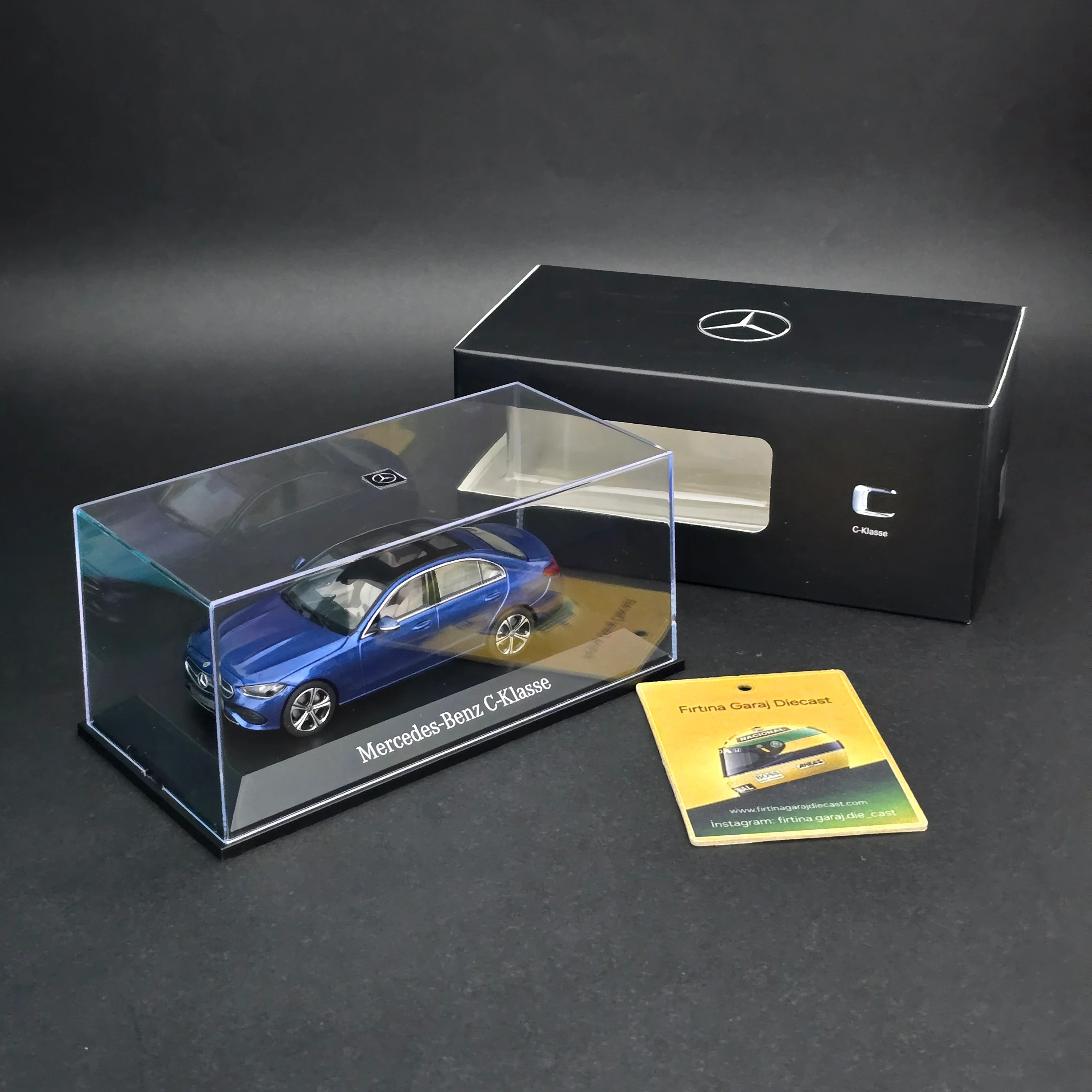 1/43 Mercedes C Class