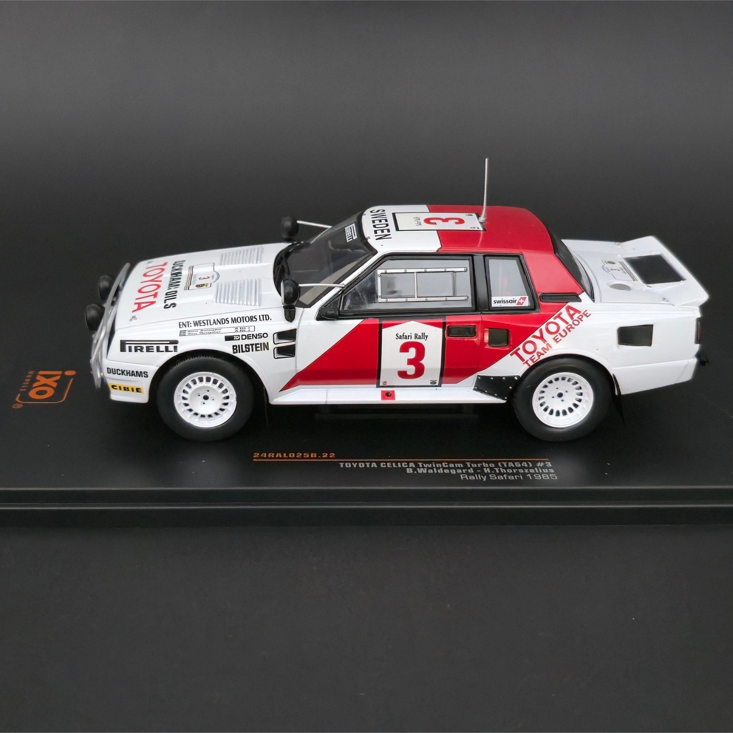 1:24 İxo Toyota Celica TwinCam Turbo 