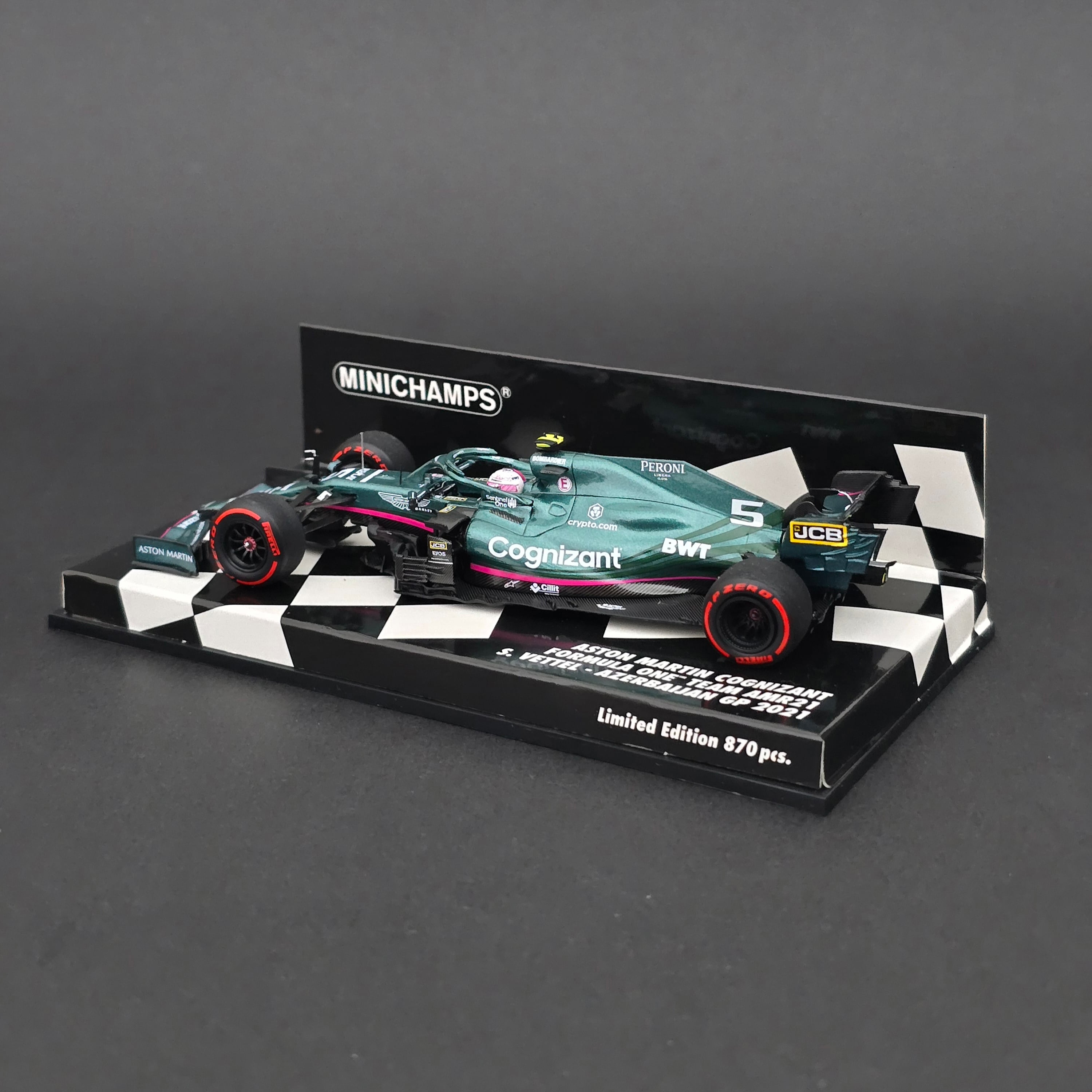 1:43 Aston Martin AMR21 Sebastian Vettel 2021