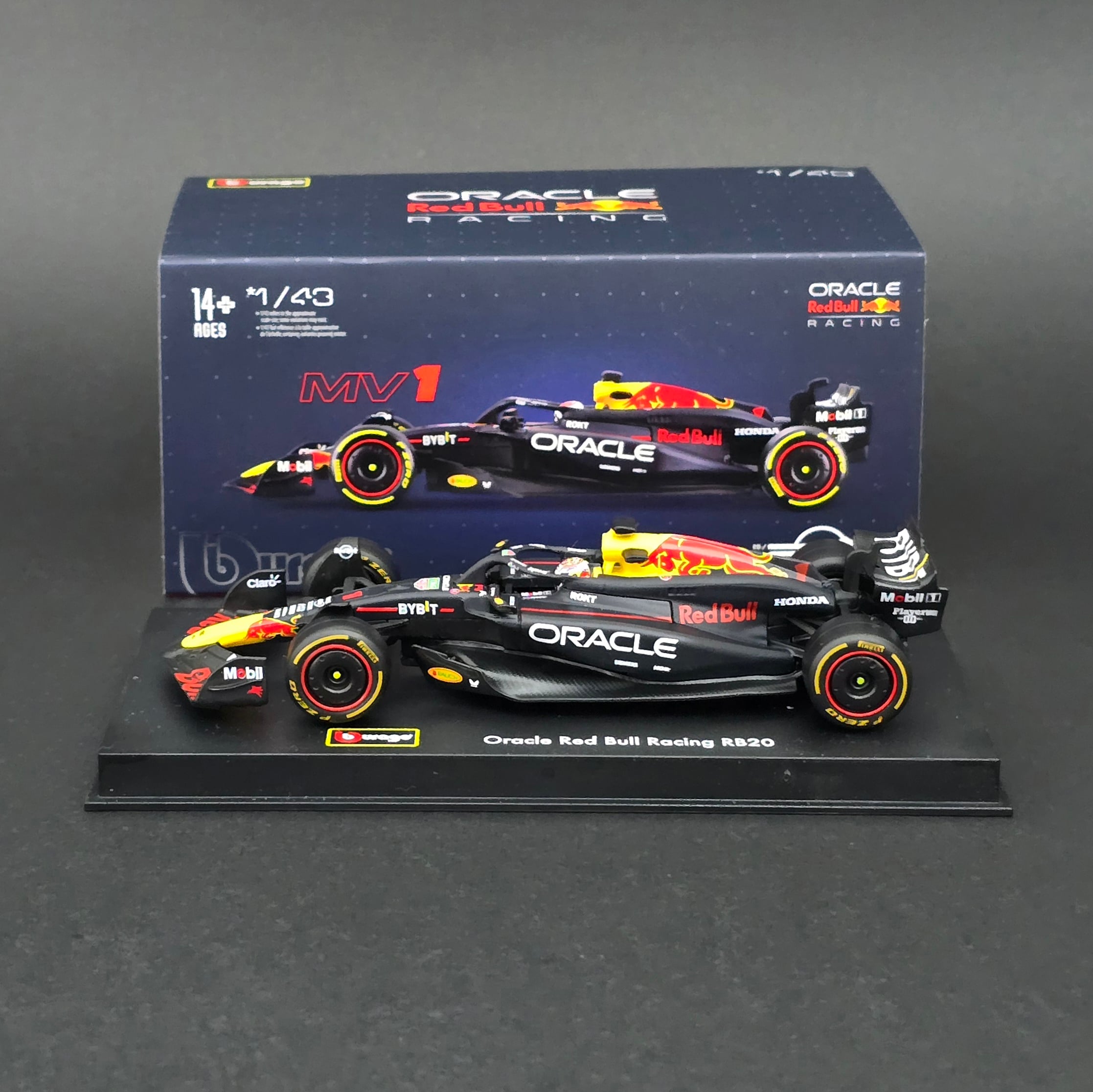 1:43 Redbull Oracle RB20 2024 Dünya Şampiyonu Max Verstappen 