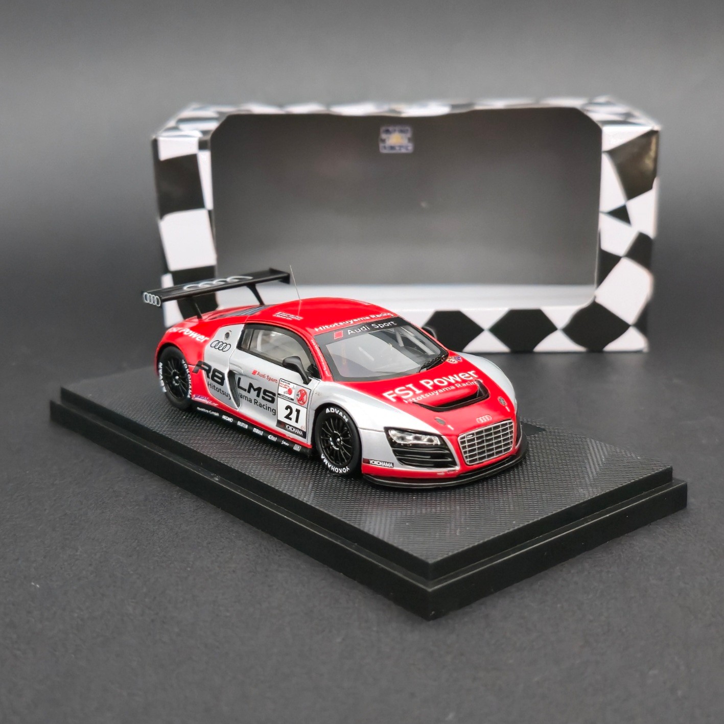 1:43 Audi R8 LMS LeMans 24 hr