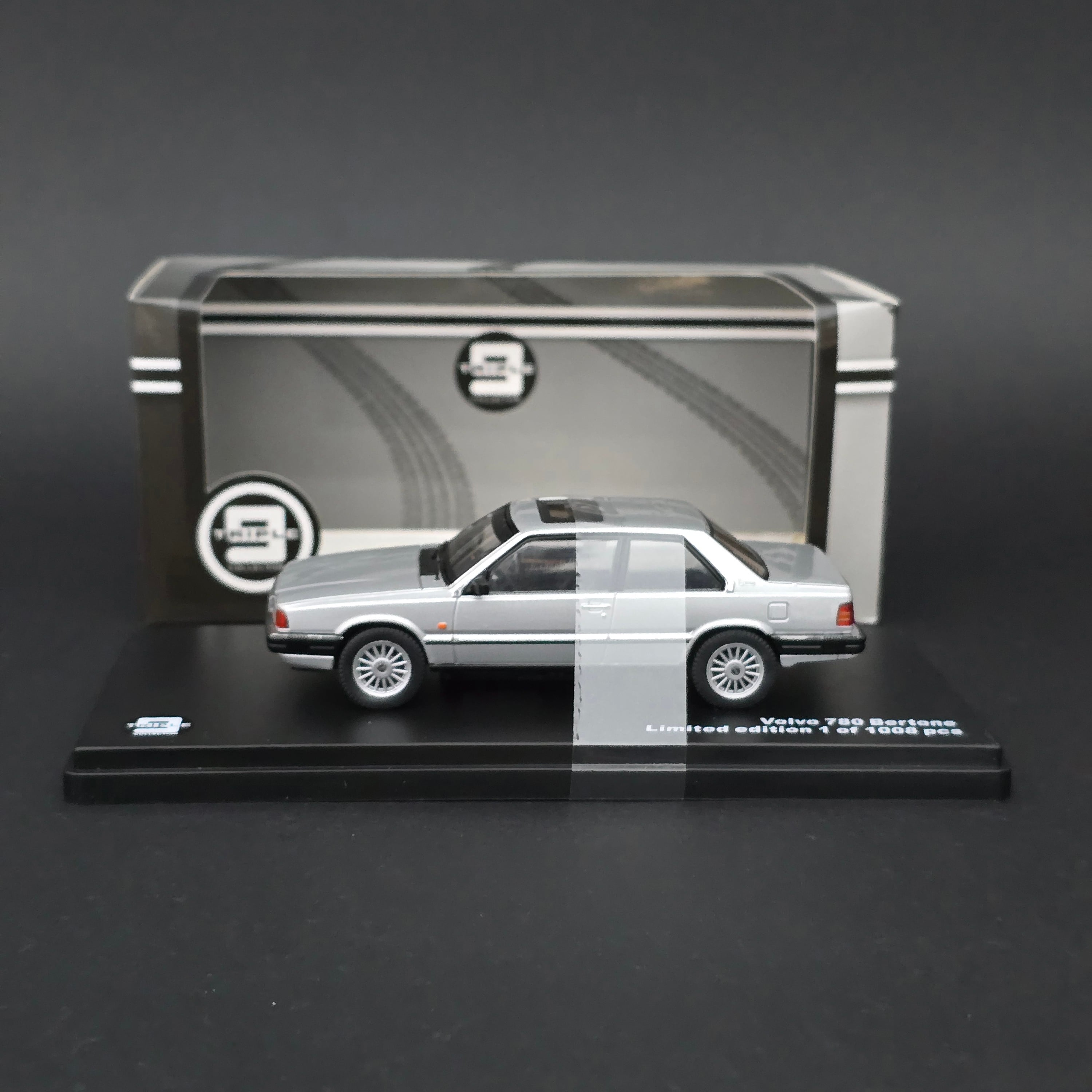 1:43 Volvo 780 Bertone Limitli Üretim 