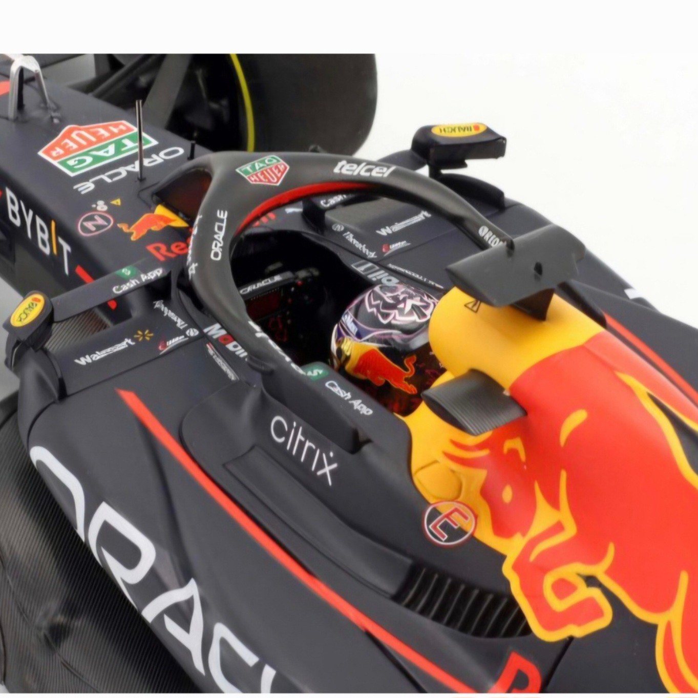 1:18 Redbull Oracle RB18 Max Verstappen 2022 Dünya Şampiyonu 