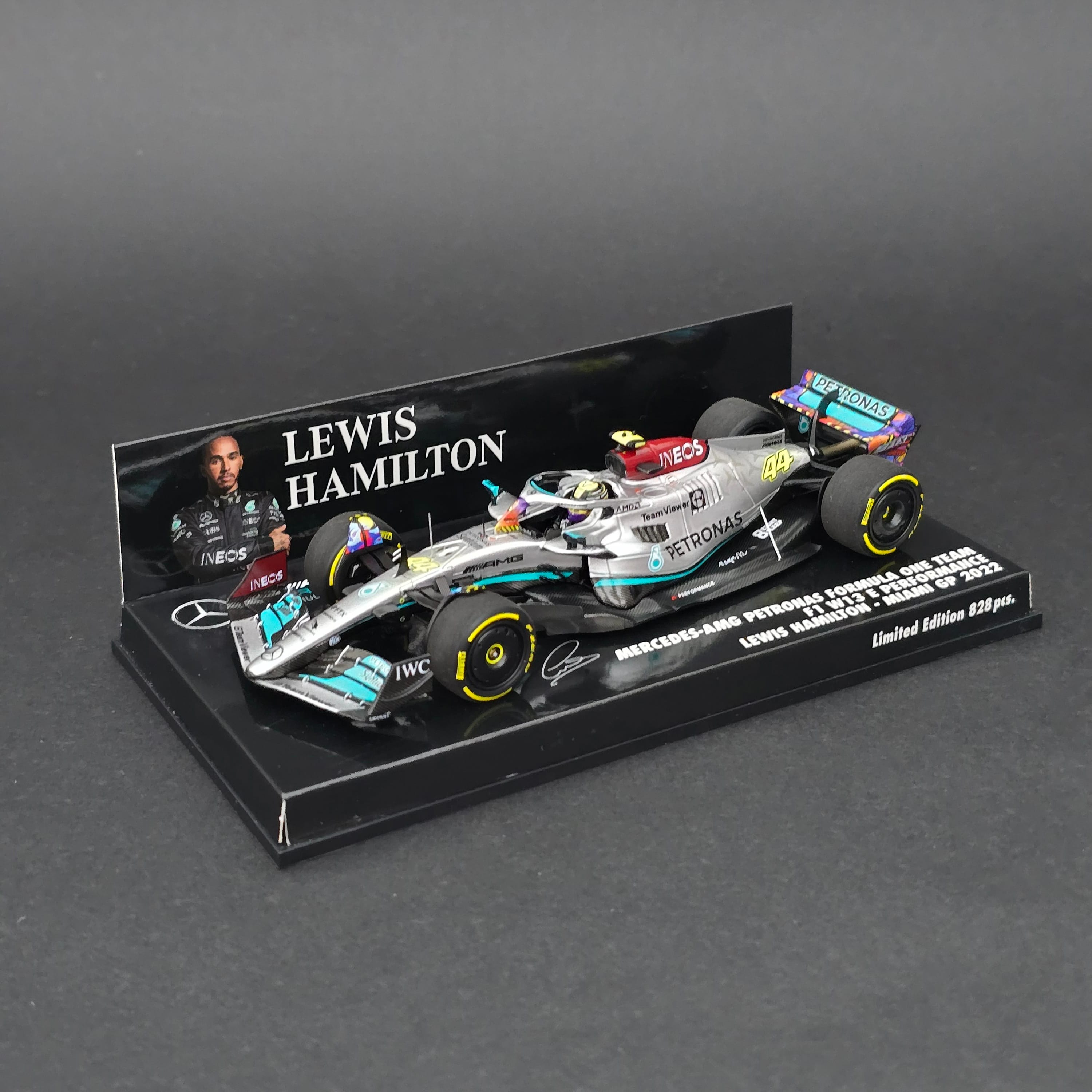 1:43 Mercedes AMG W13 Lewis Hamilton 2022