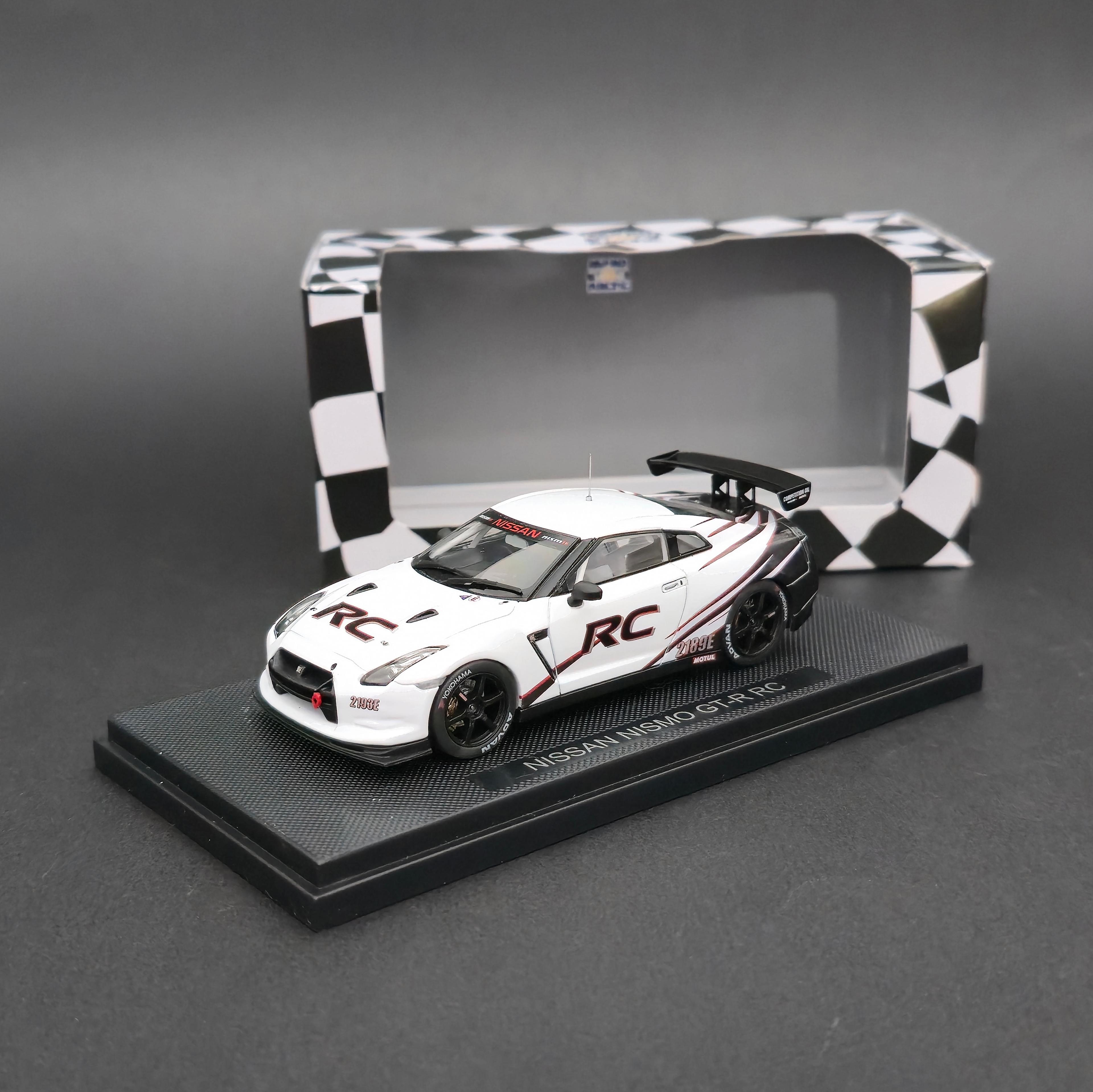 1:43 Ebbro Nissan GT-R R35 RC