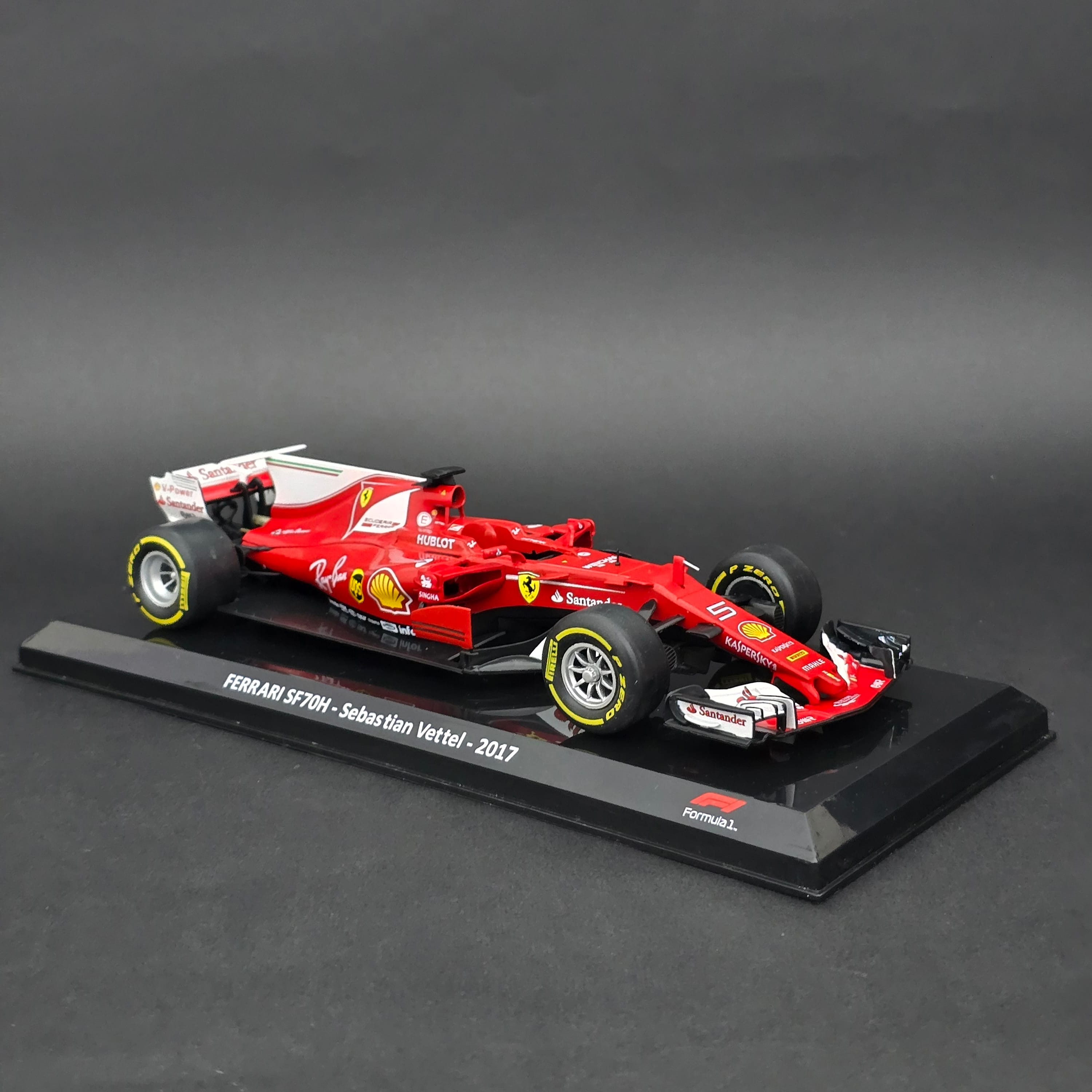 1:24 Ferrari SF70H Sebastian Vettel 2017