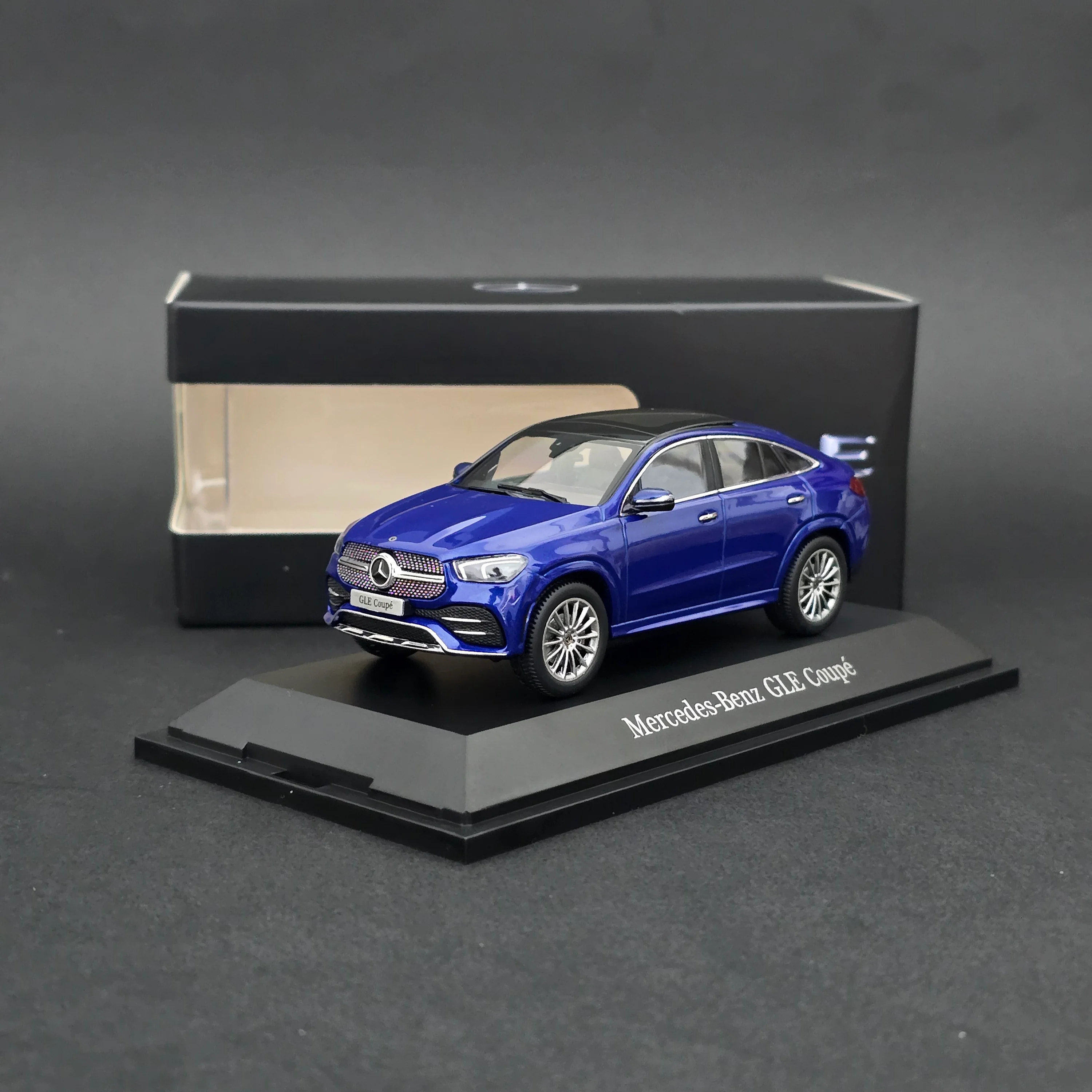 1/43 Mercedes GLE Coupe 