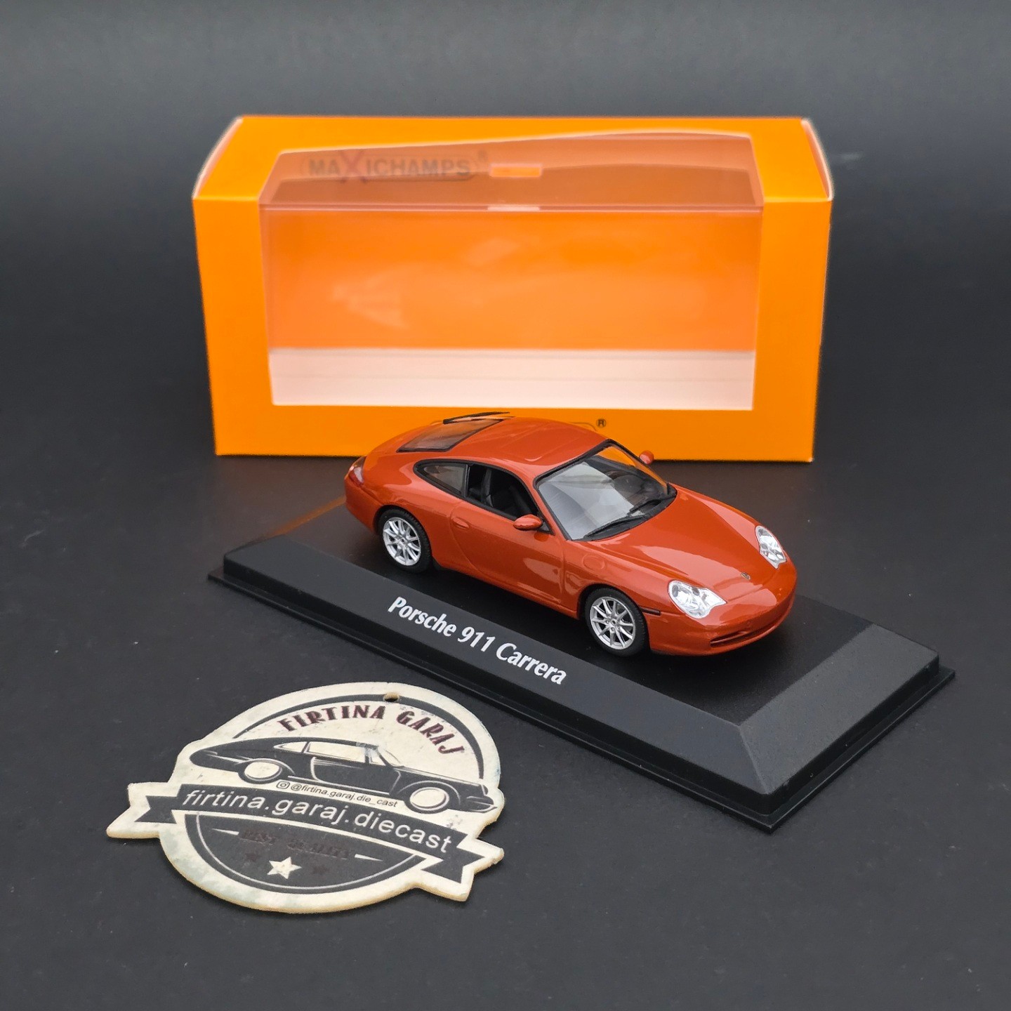 1:42 Maxichamp Porsche 911 Carrera