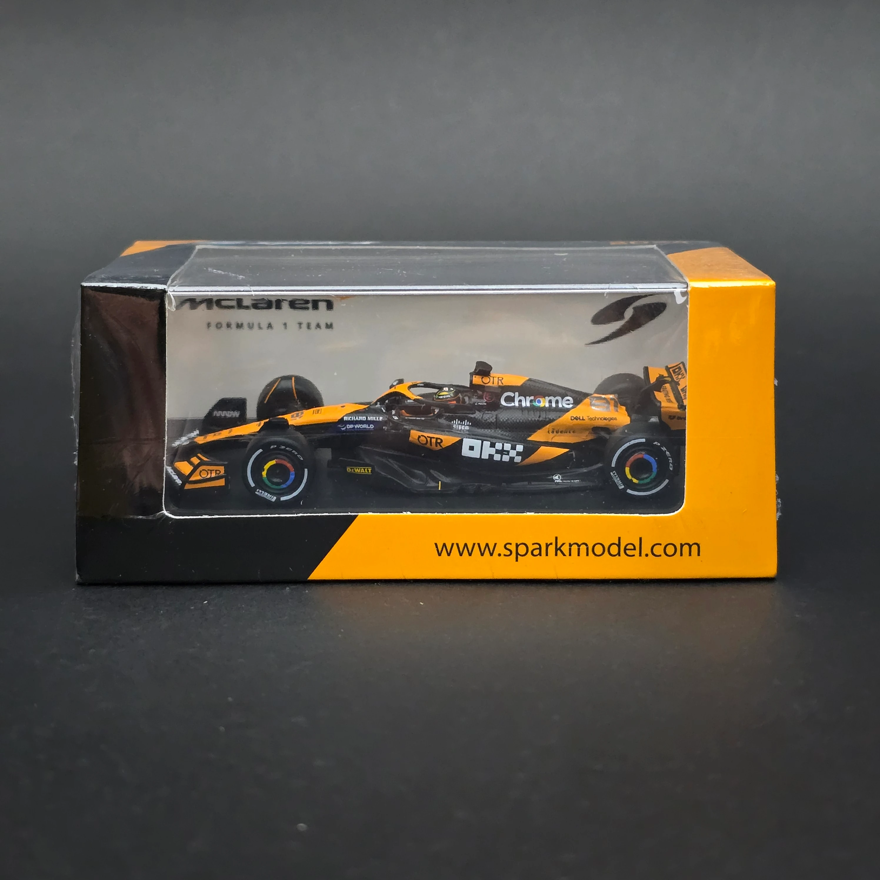 1/64 Spark Mclaren MCL38 Oscar Piastri 2024