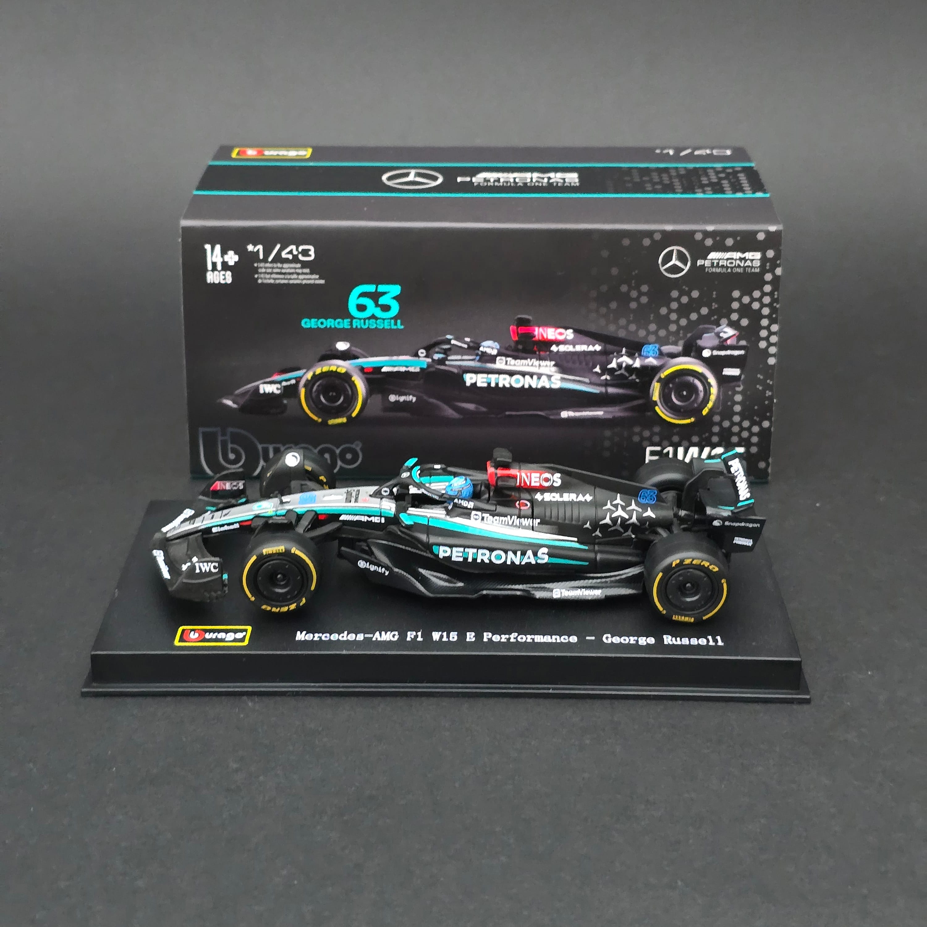 1:43 Mercedes AMG W15 George Russell 2024