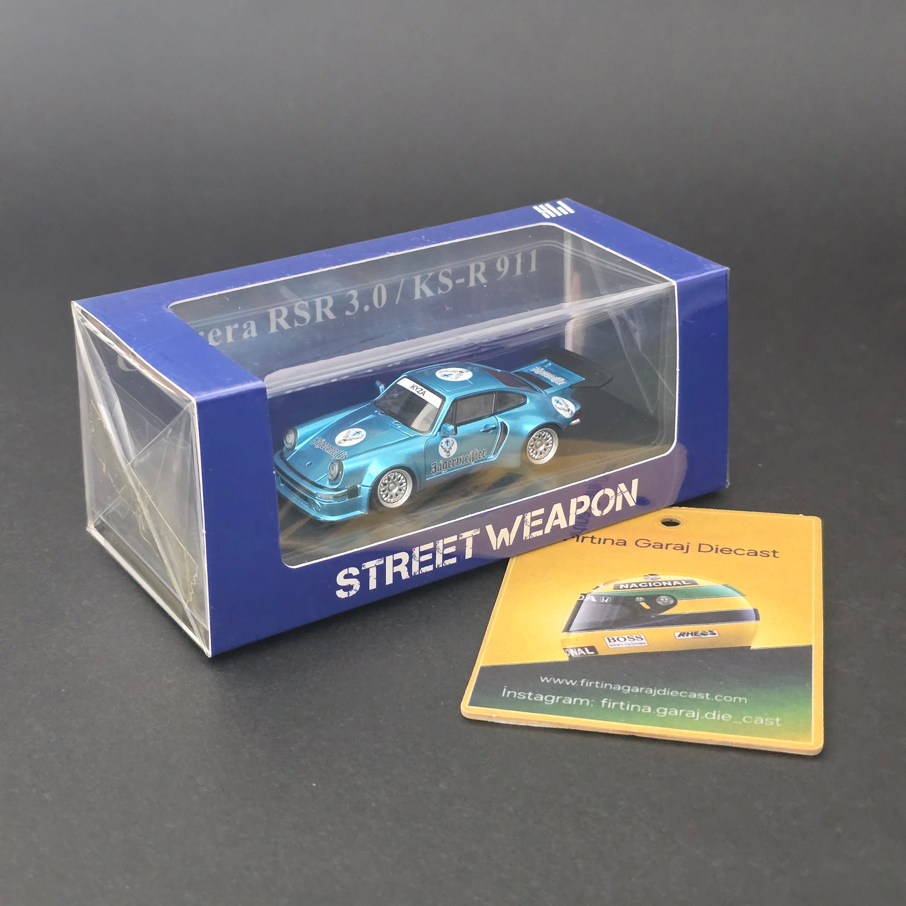 1:64 Porsche 911 Carrera 3.0 RSR Limitli Üretim Jelatinli Kutusunda 