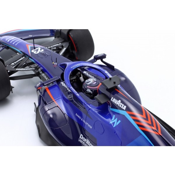 1:18 Minichamps Williams FW44 A.Albon 2022
