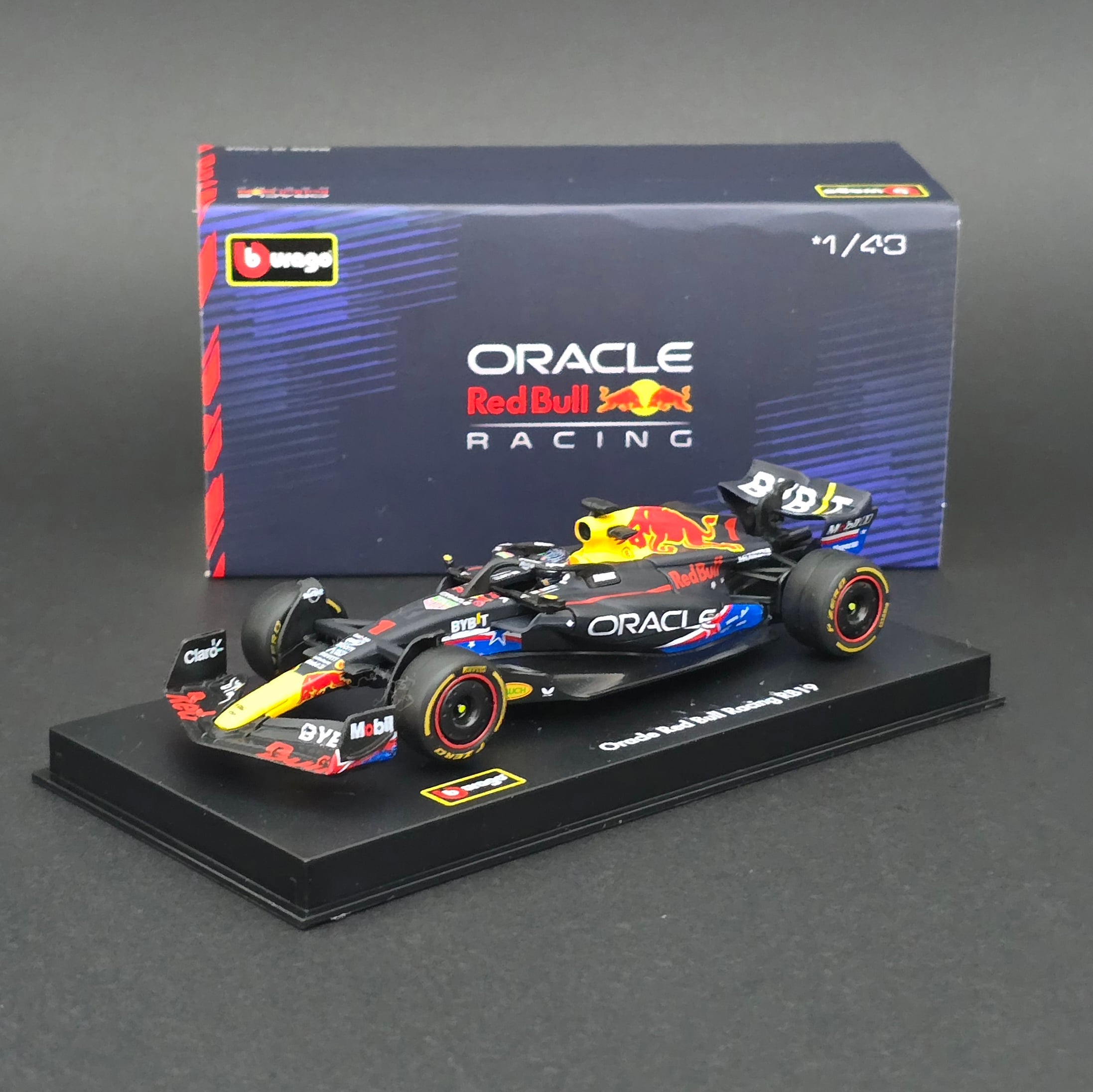 1:43 Redbull Oracle RB19 2023 Dünya Şampiyonu Max Verstappen 