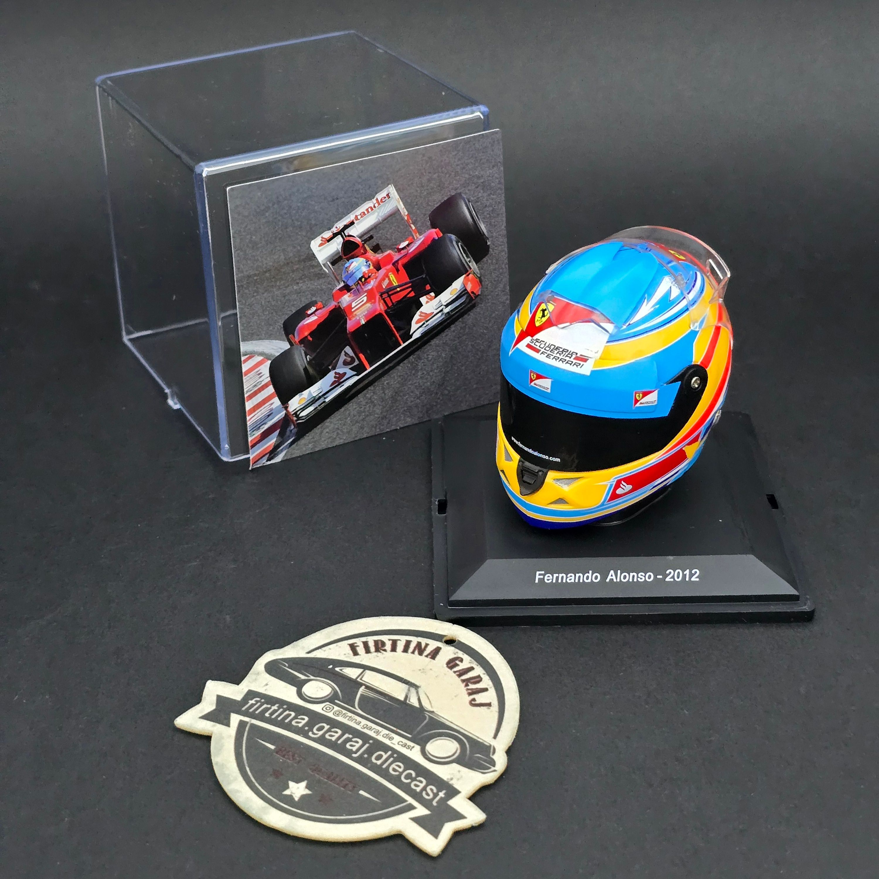 1:5 Fernando Alonso Kask Figürü 