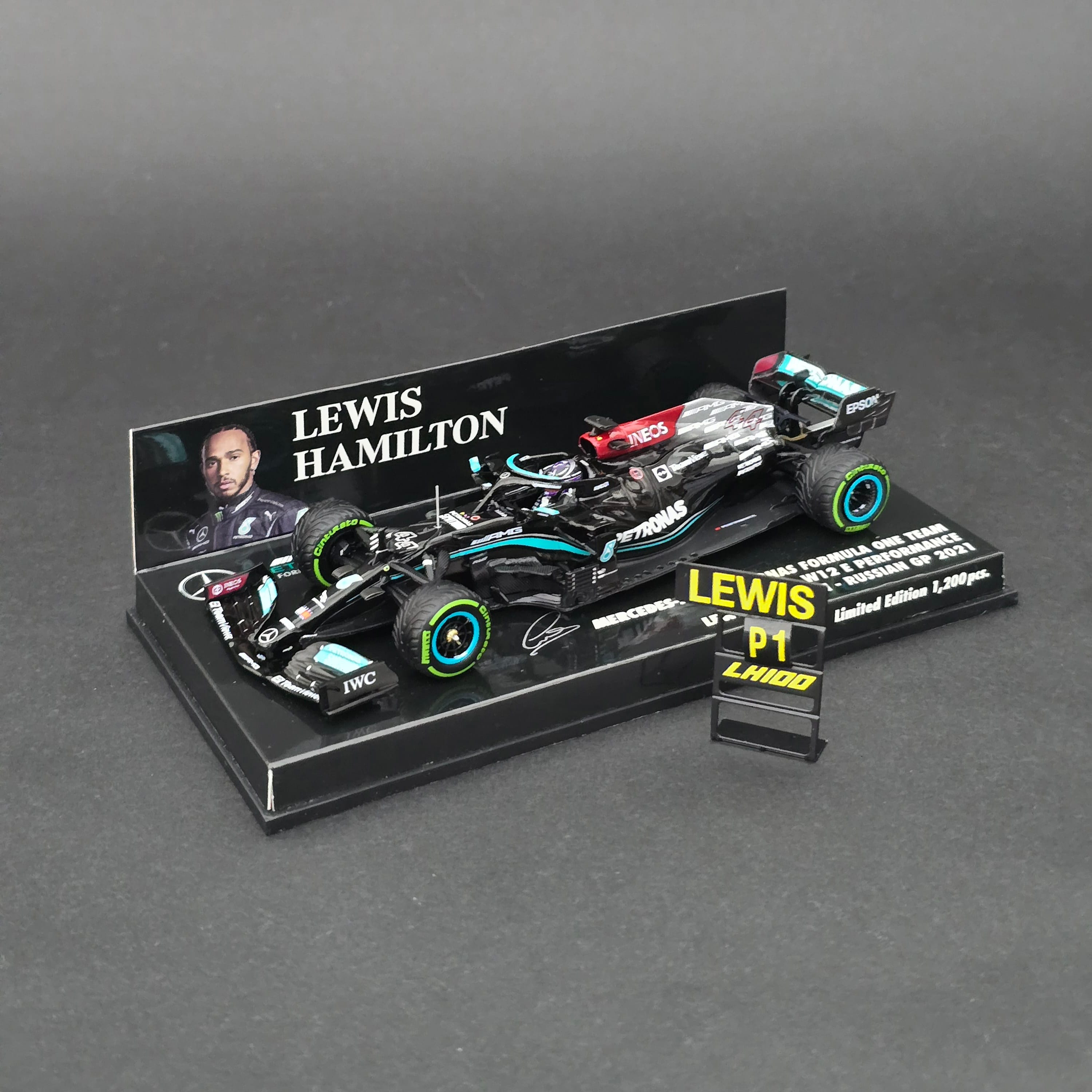 1:43 Mercedes AMG FW12 Lewis Hamilton 2021