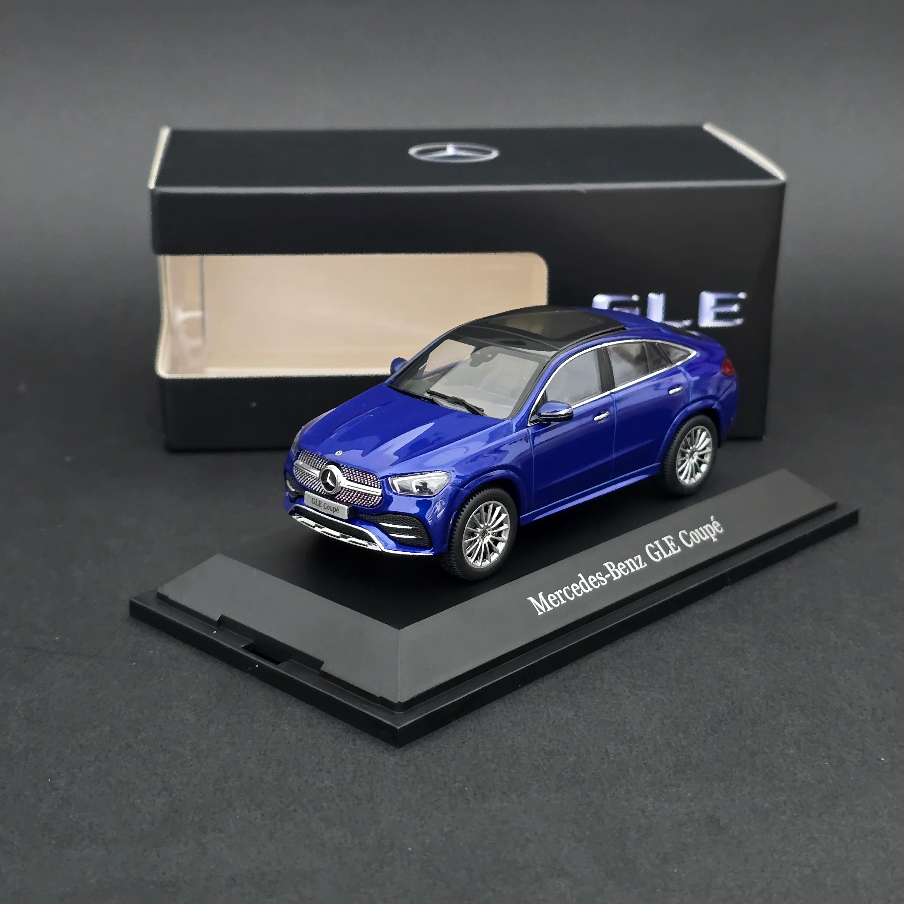1/43 Mercedes GLE Coupe 