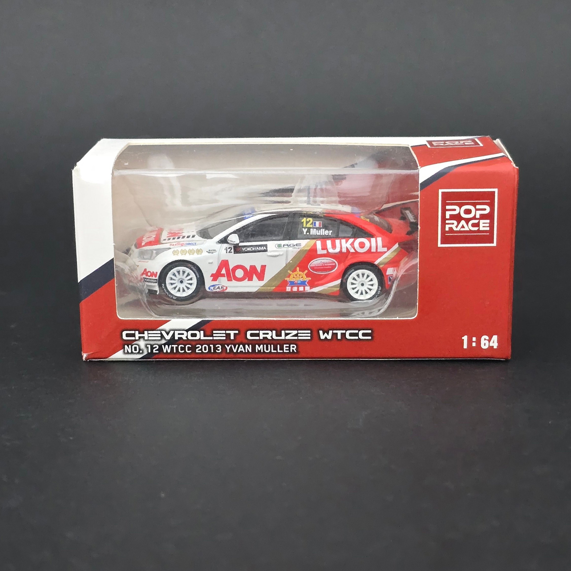 1:64 Pop Race Chevrolet Cruze 2013
