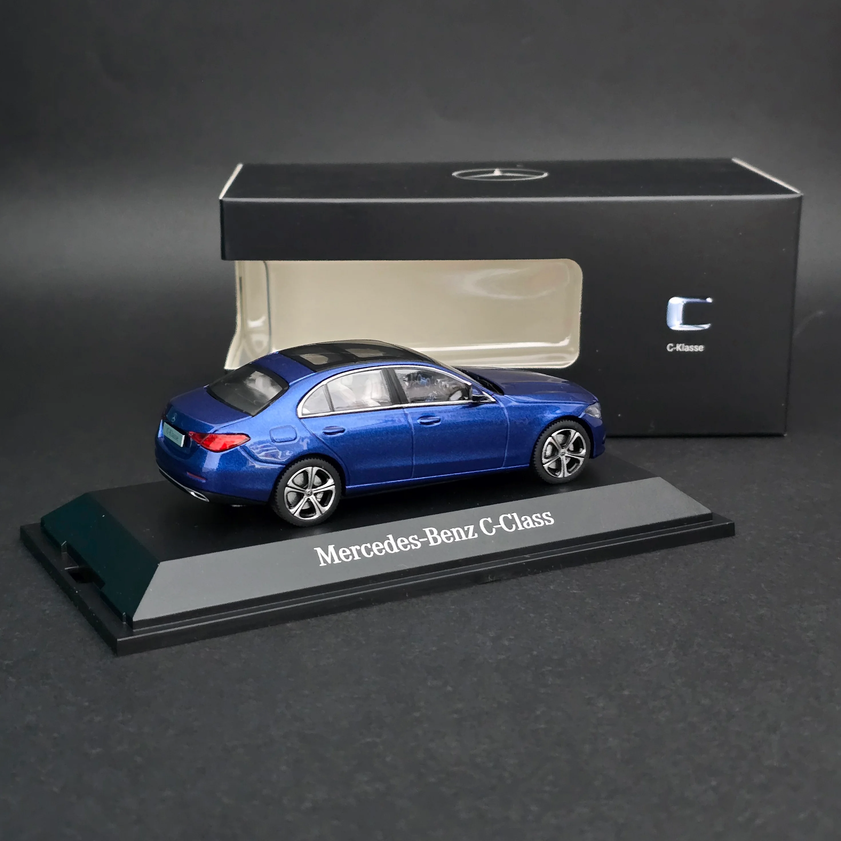 1/43 Mercedes C Class