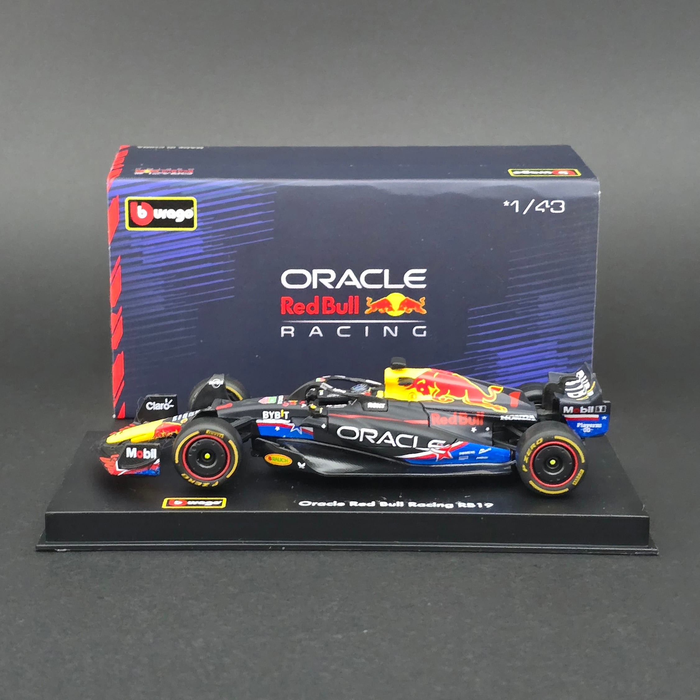 1:43 Redbull Oracle RB19 2023 Dünya Şampiyonu Max Verstappen 