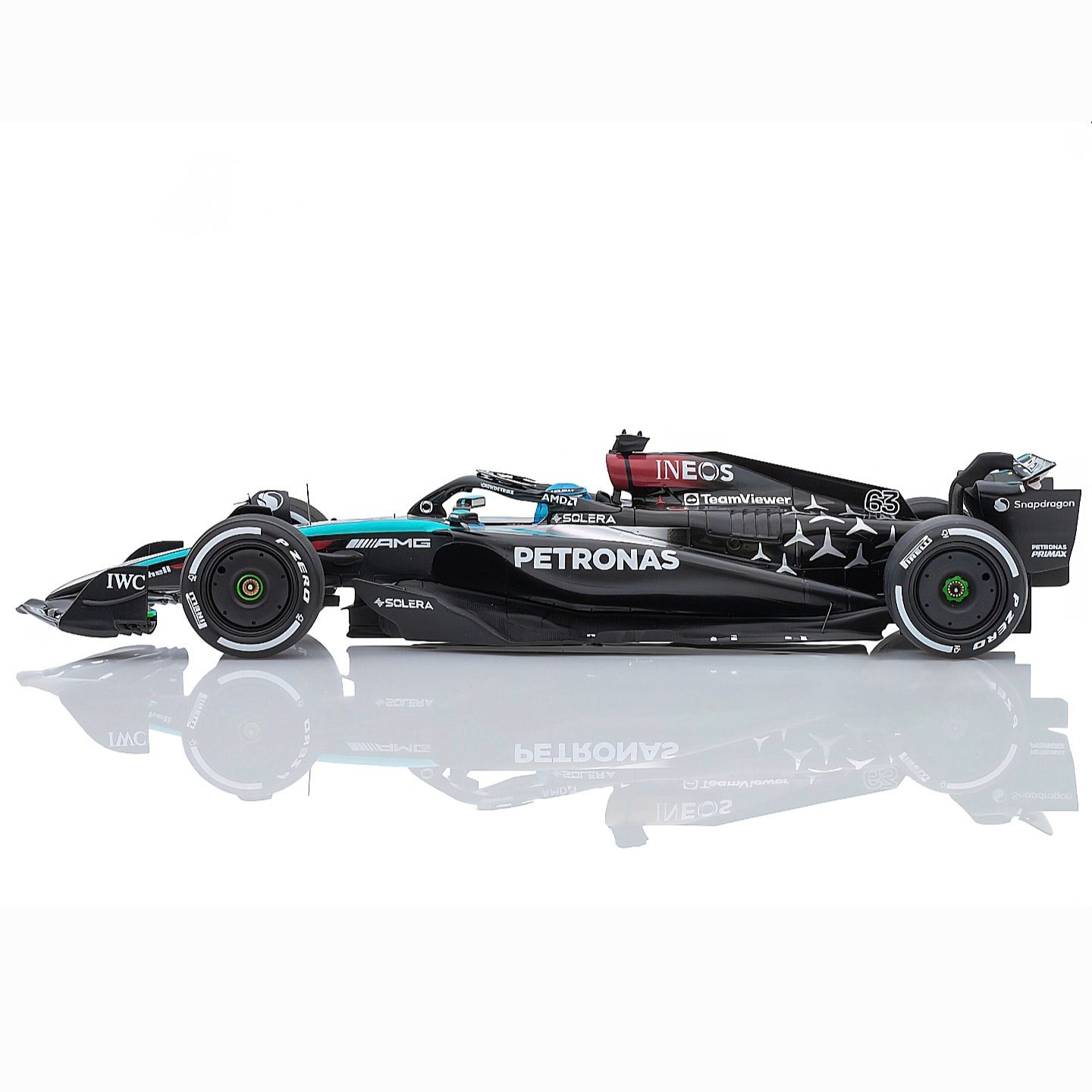 1:18 Spark Mercedes AMG W15 20024 George Russell 