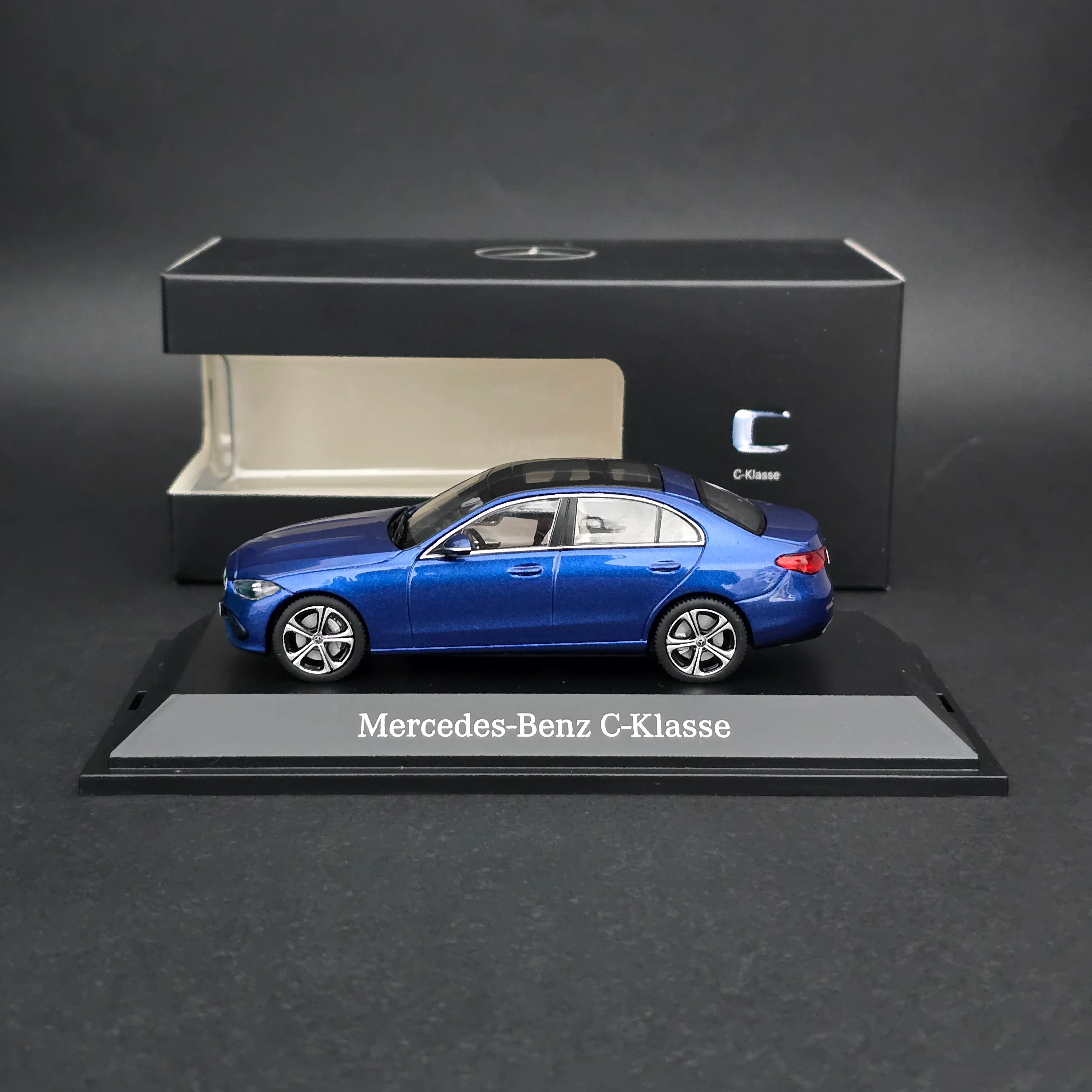 1/43 Mercedes C Class