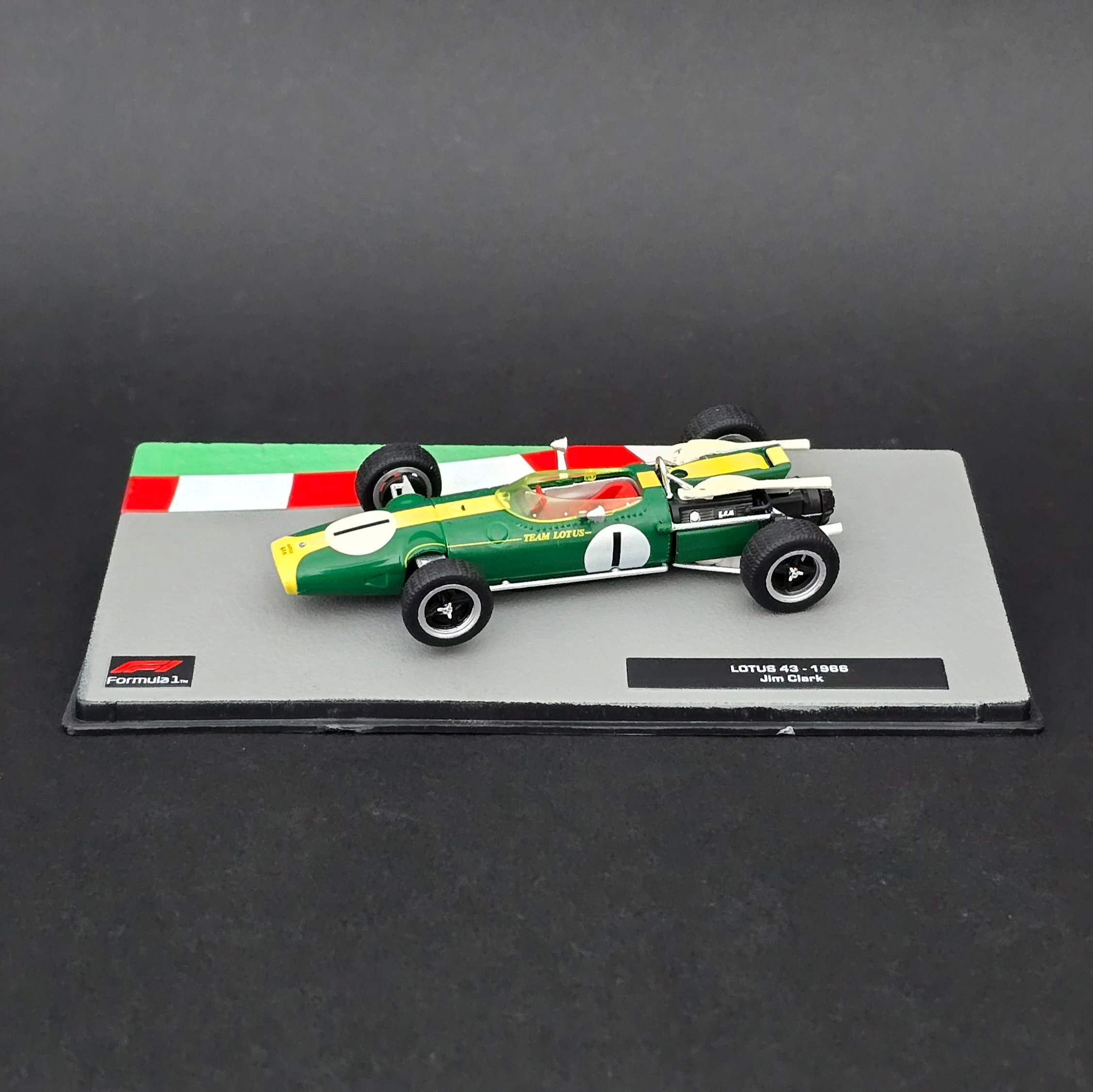 1:43 Lotus 43 Jim Clark