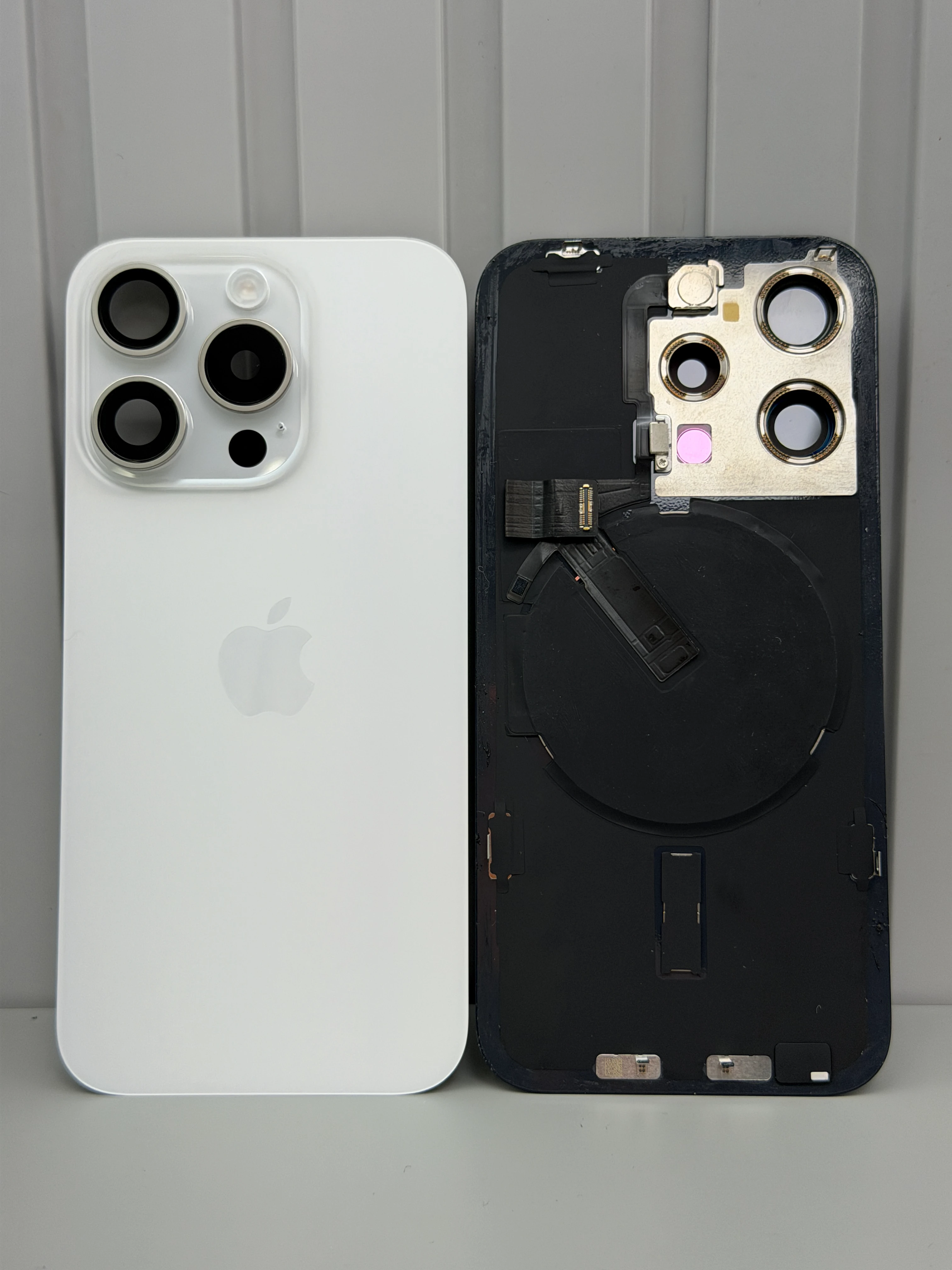 15 PRO ORJİNAL KAPAK 