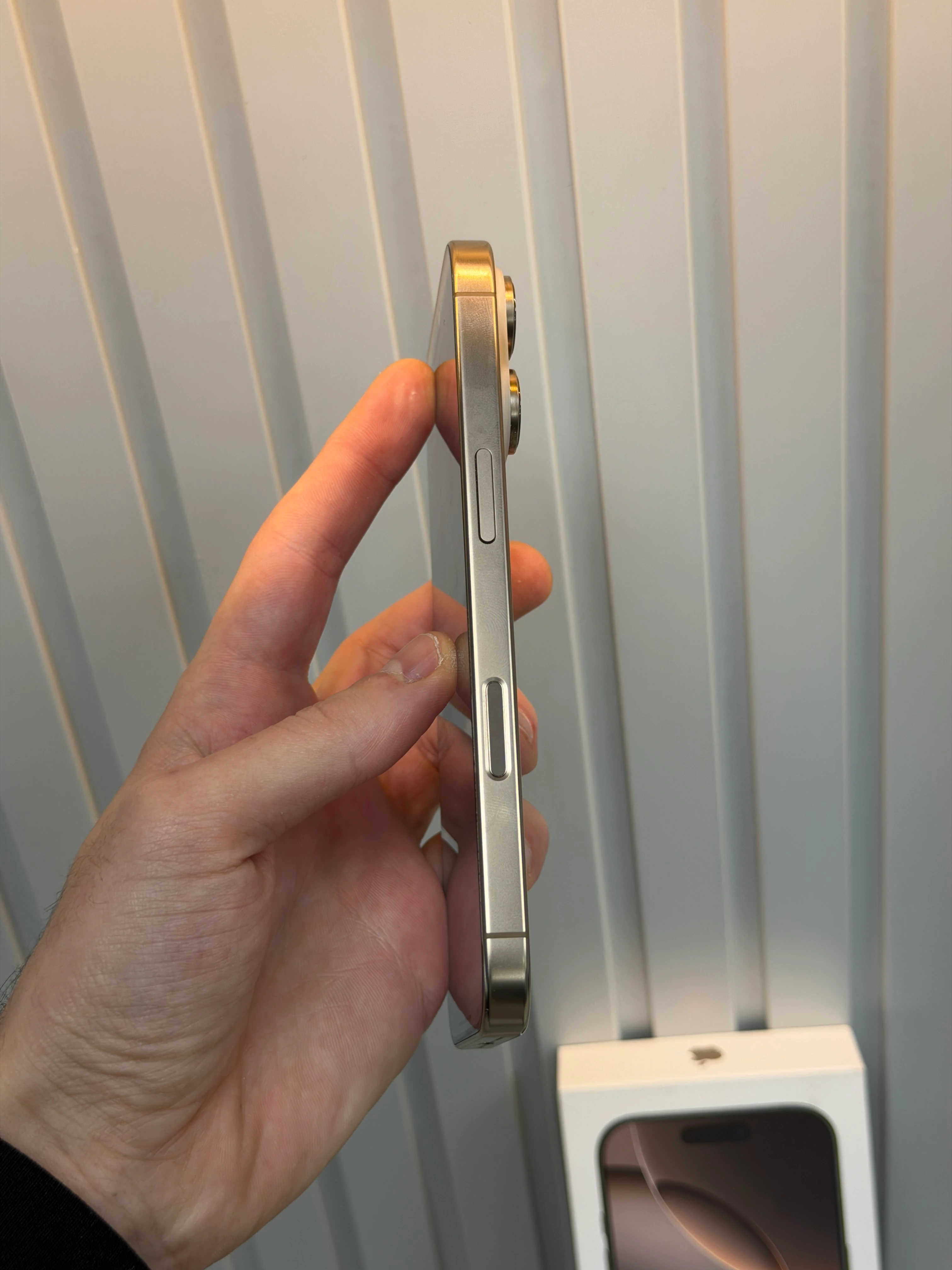 16 PRO 256 TR ÇÖL TİTANYUM 11 AY GARANTİLİ 