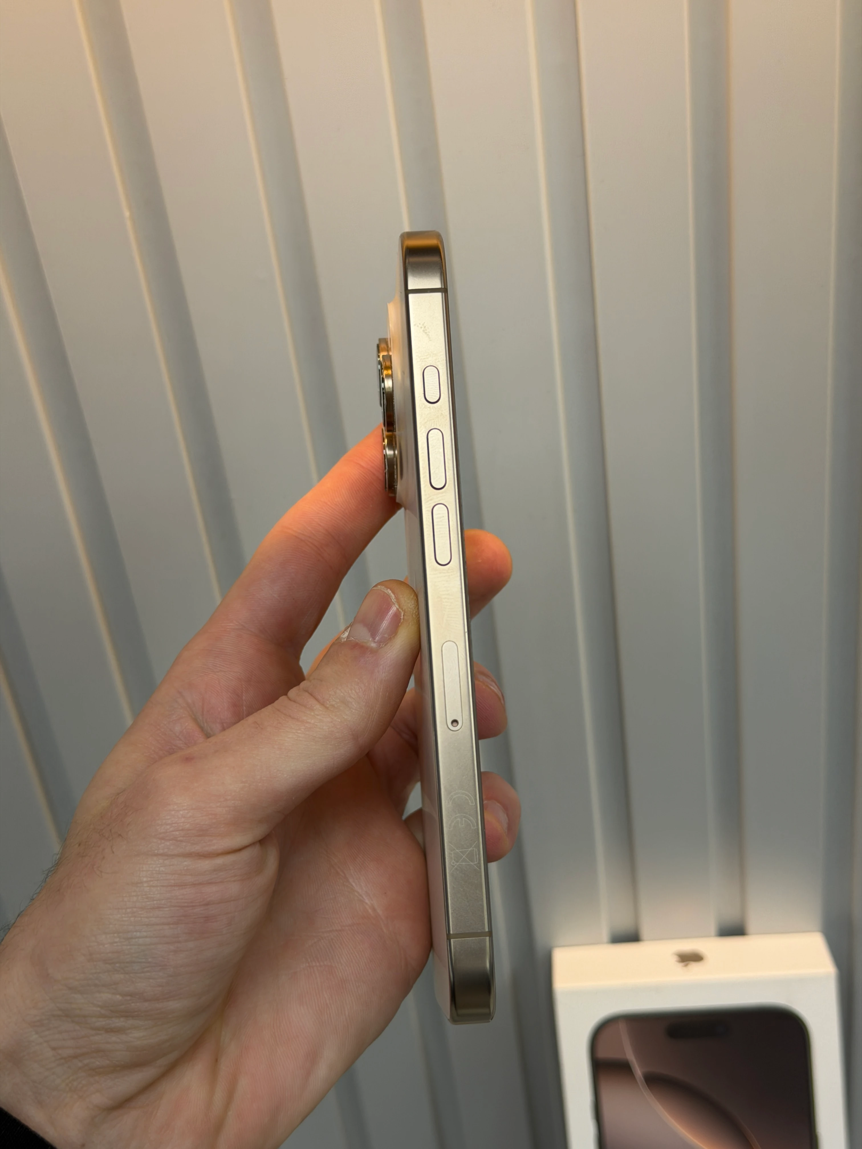 16 PRO 256 TR ÇÖL TİTANYUM 11 AY GARANTİLİ 