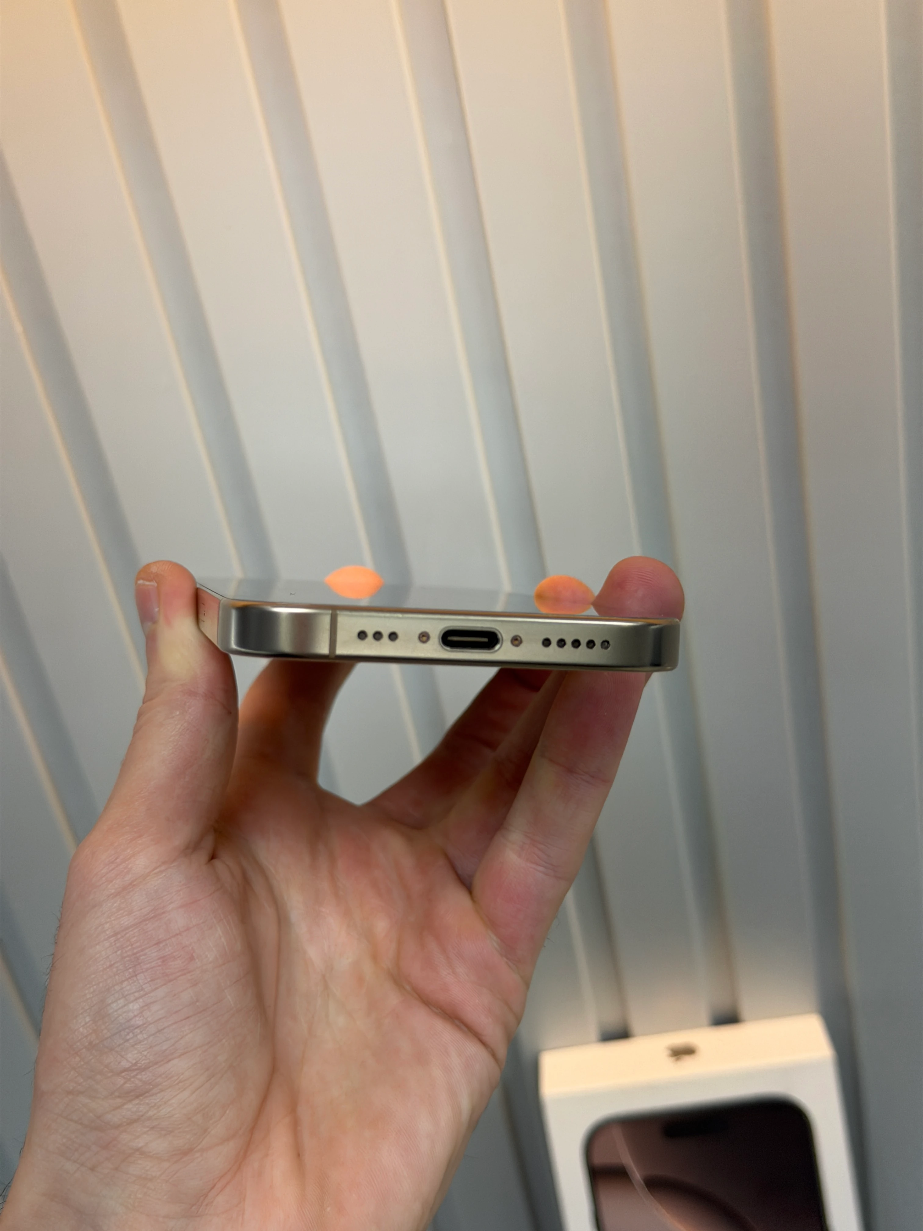 16 PRO 256 TR ÇÖL TİTANYUM 11 AY GARANTİLİ 