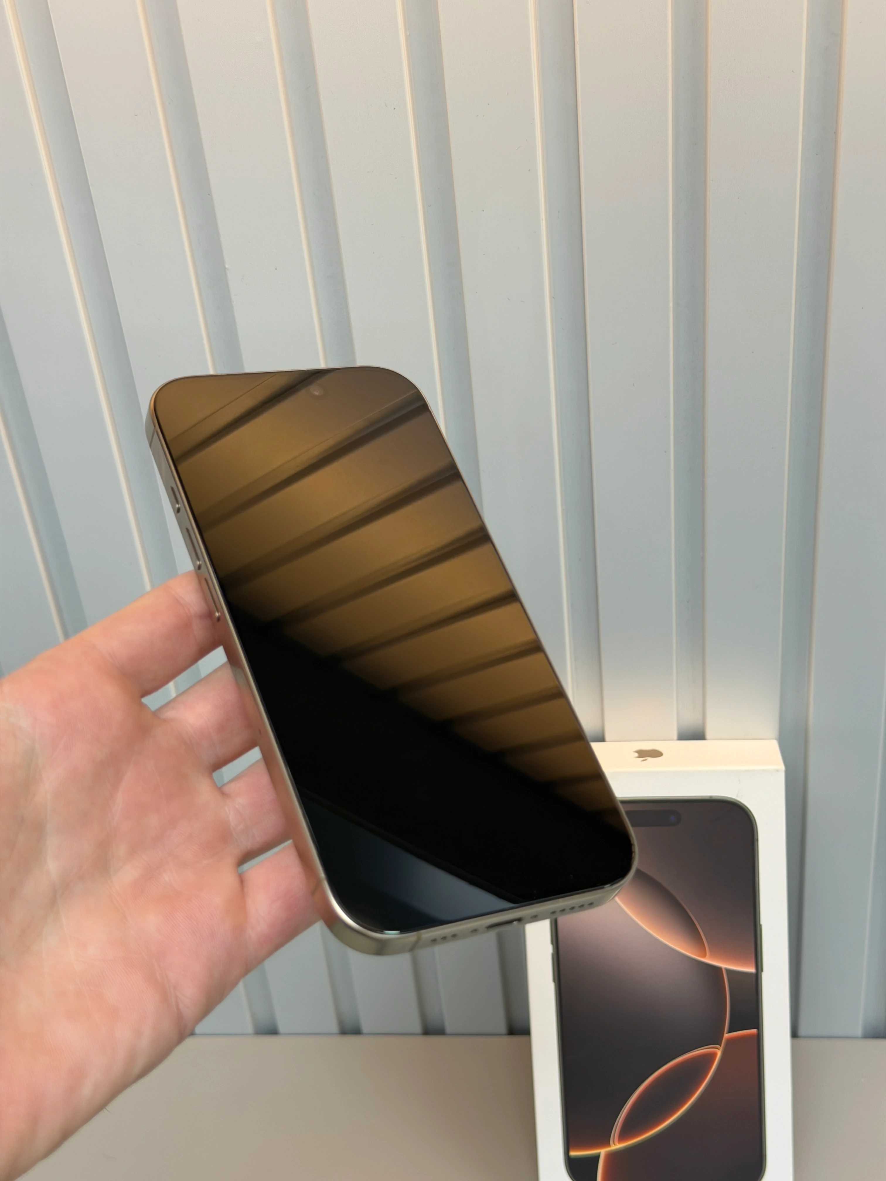 16 PRO 256 TR ÇÖL TİTANYUM 11 AY GARANTİLİ 